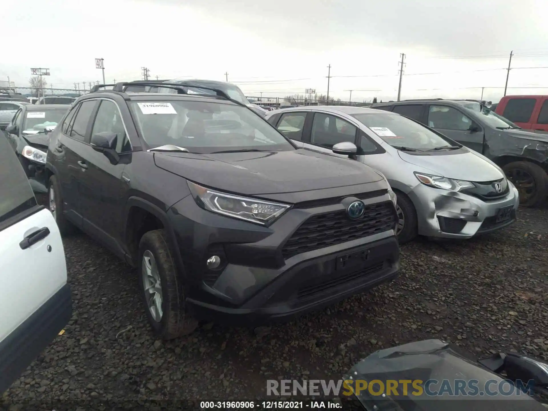 1 Фотография поврежденного автомобиля 2T3RWRFV3LW049108 TOYOTA RAV4 2020