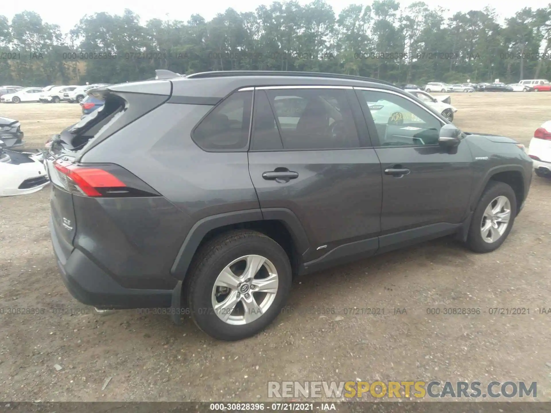 2 Photograph of a damaged car 2T3RWRFV3LW058438 TOYOTA RAV4 2020