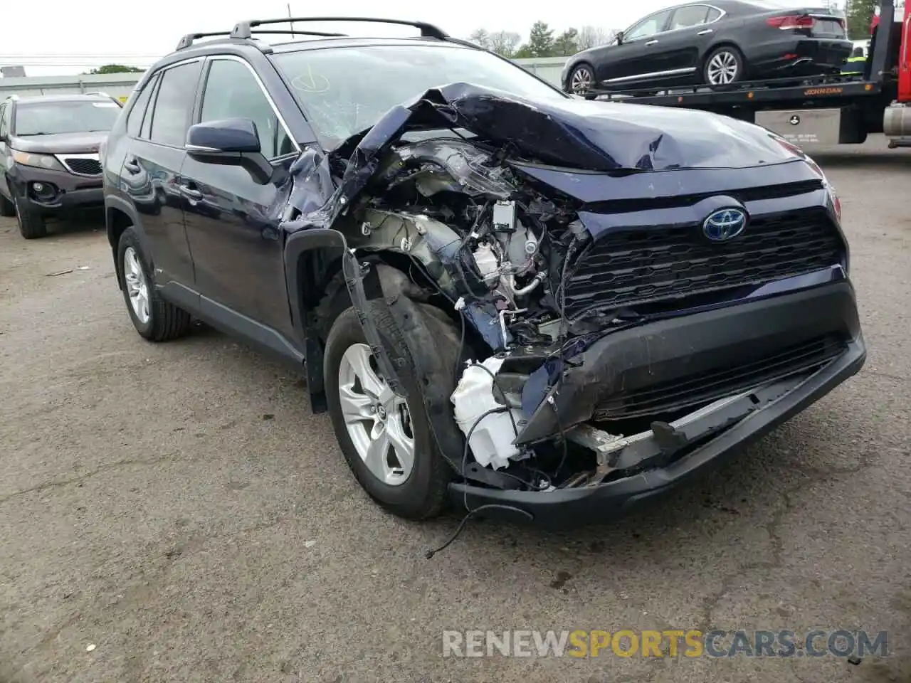 1 Photograph of a damaged car 2T3RWRFV3LW072064 TOYOTA RAV4 2020