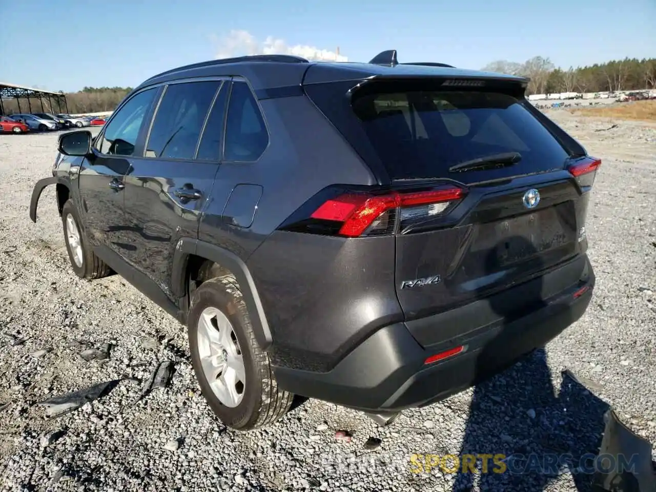 3 Photograph of a damaged car 2T3RWRFV3LW084327 TOYOTA RAV4 2020