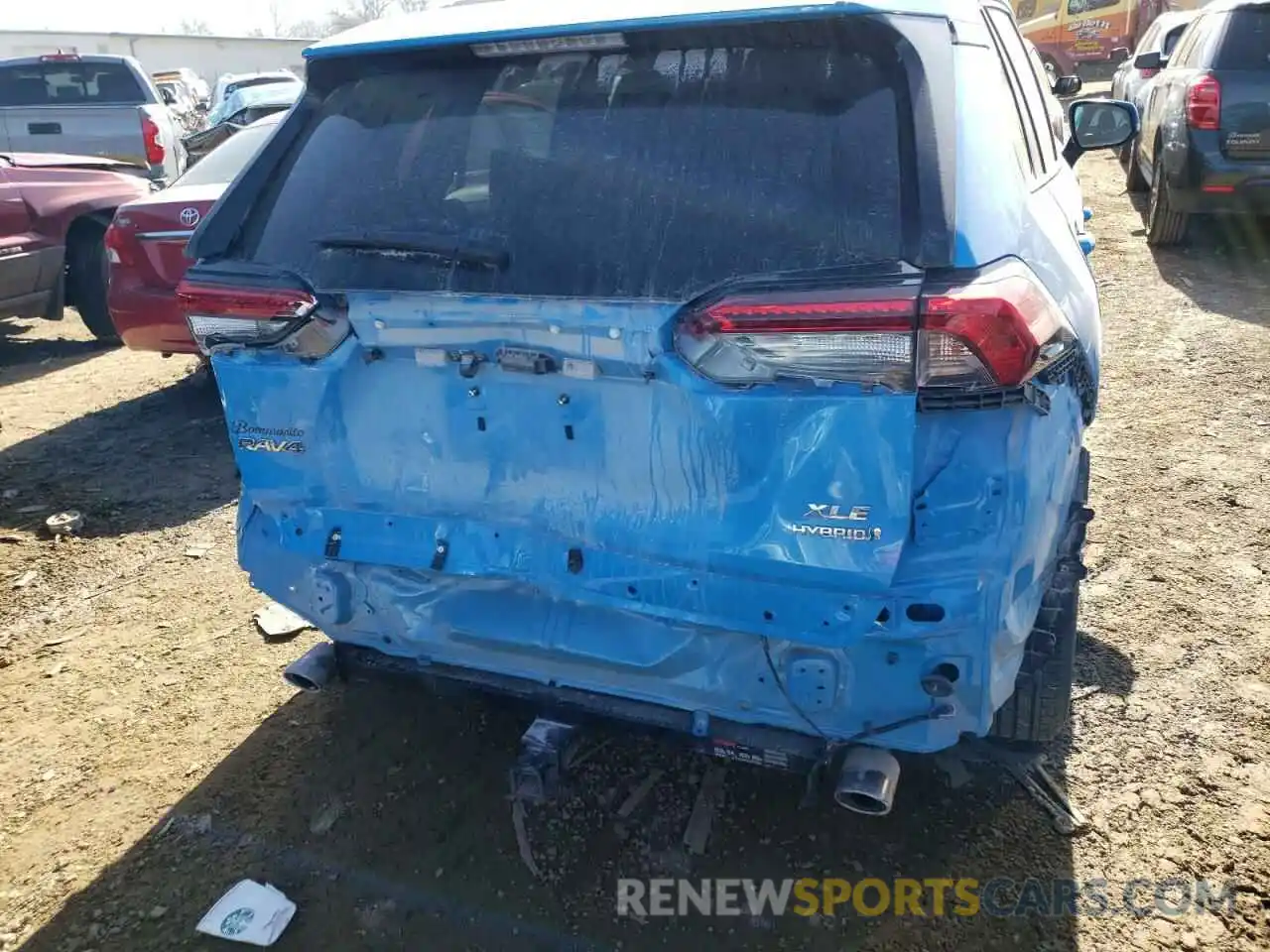 9 Photograph of a damaged car 2T3RWRFV3LW085154 TOYOTA RAV4 2020