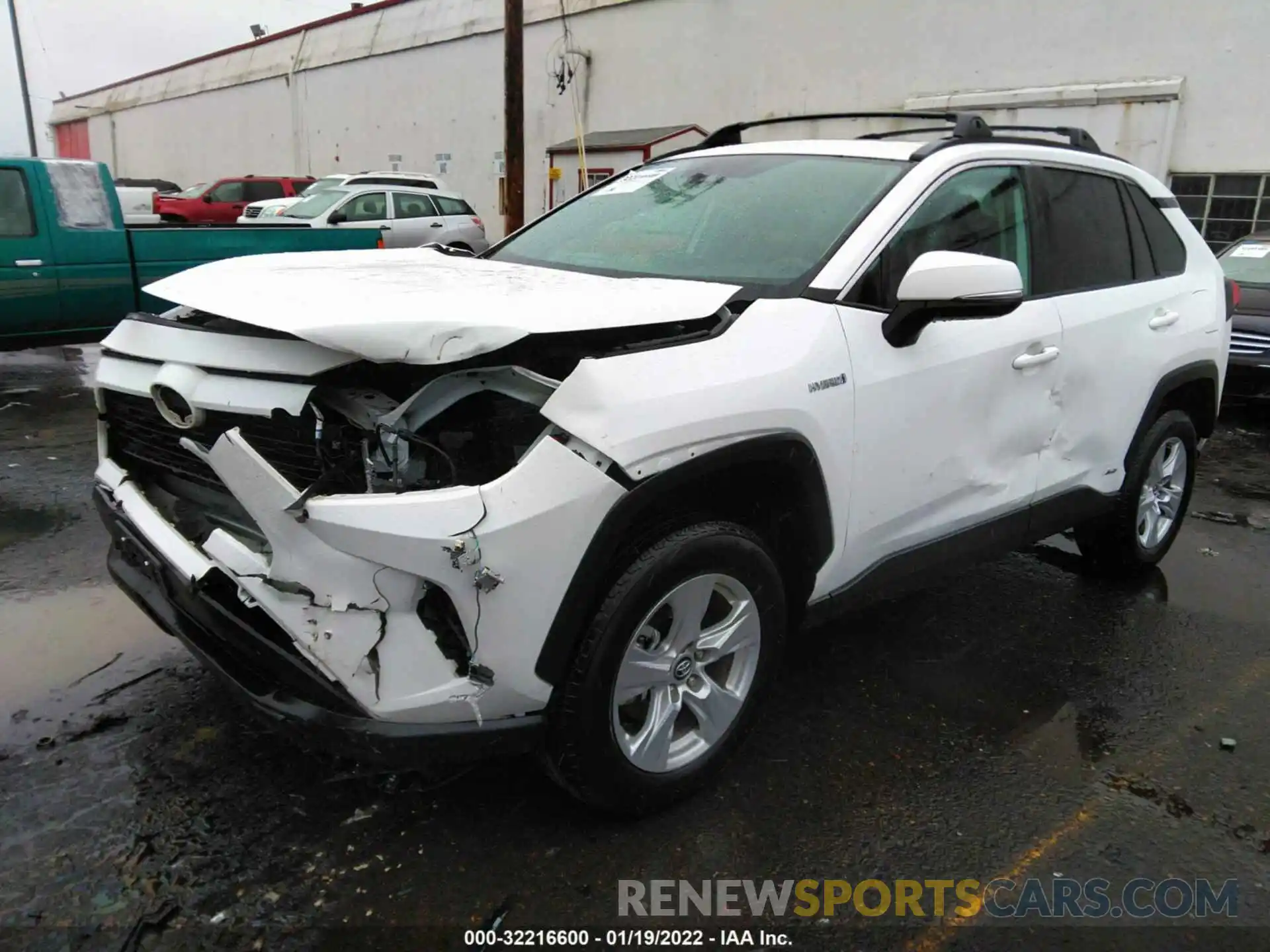 2 Photograph of a damaged car 2T3RWRFV3LW088801 TOYOTA RAV4 2020