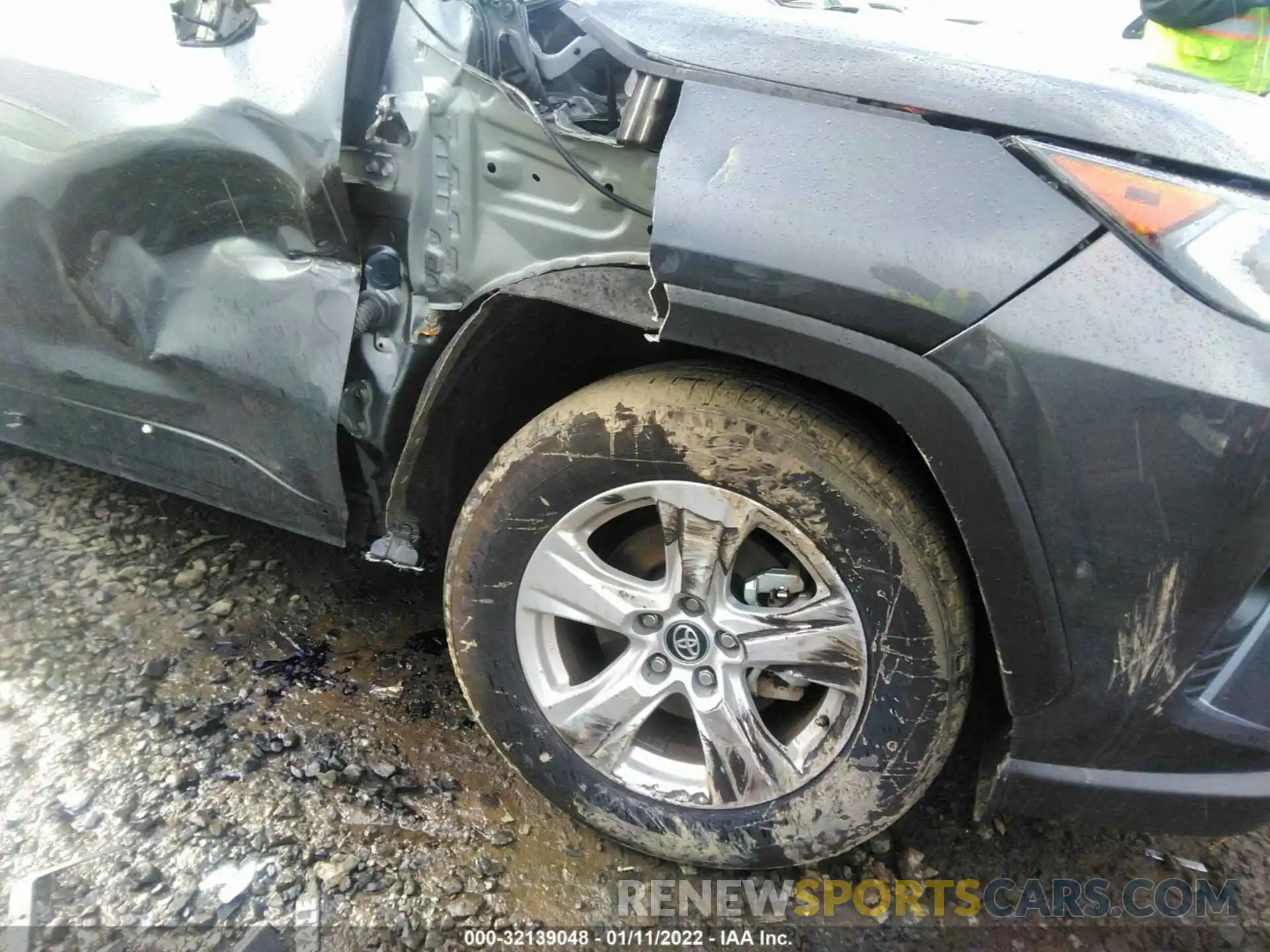 12 Фотография поврежденного автомобиля 2T3RWRFV3LW091732 TOYOTA RAV4 2020