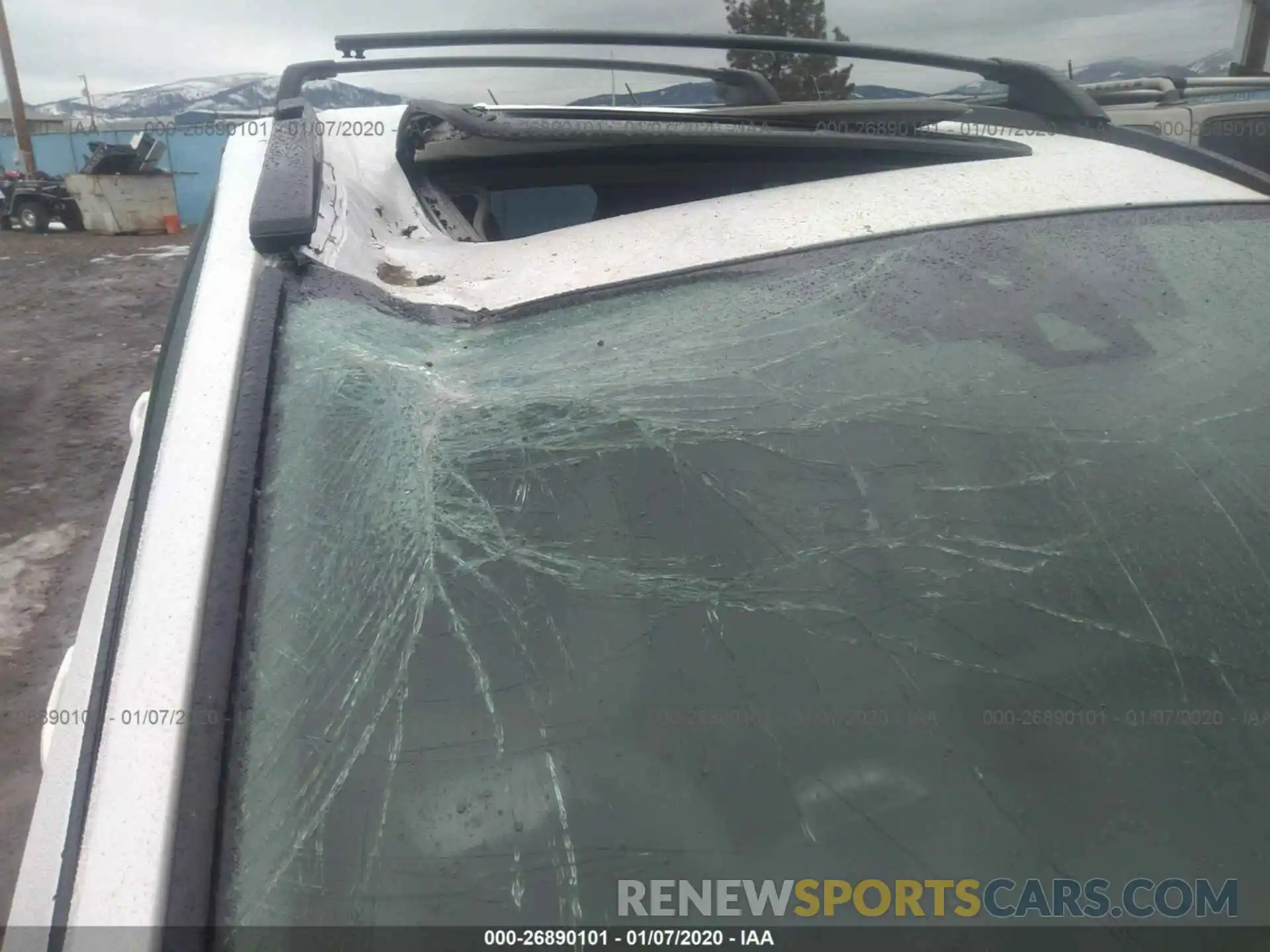 6 Photograph of a damaged car 2T3RWRFV4LW061235 TOYOTA RAV4 2020