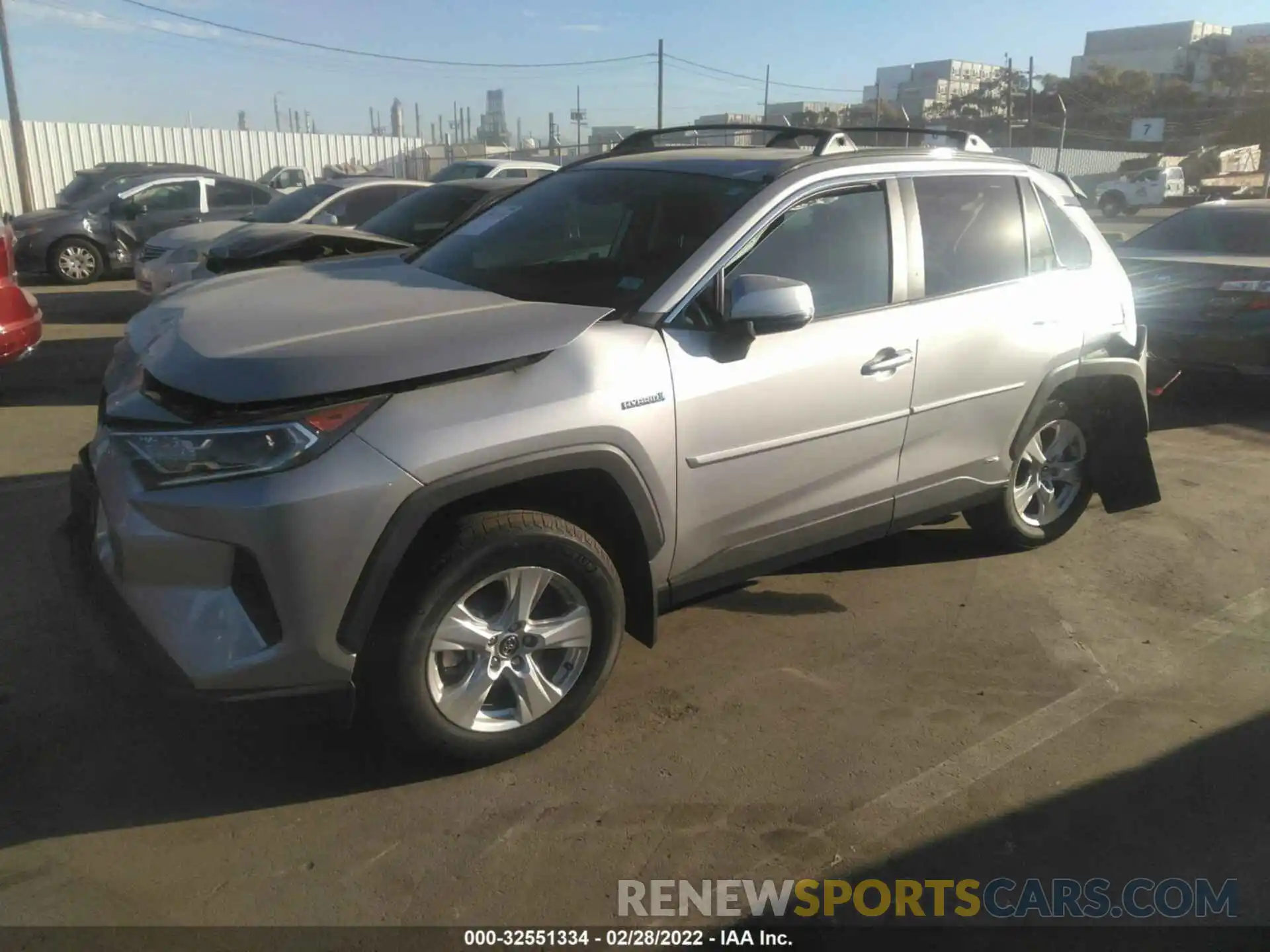 2 Фотография поврежденного автомобиля 2T3RWRFV4LW074325 TOYOTA RAV4 2020