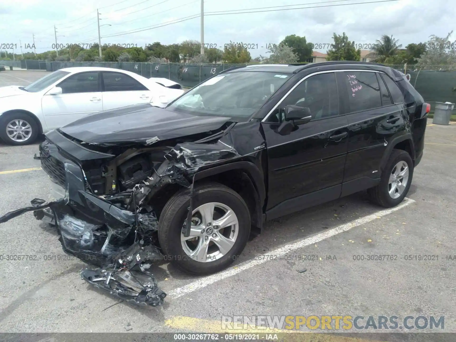 2 Photograph of a damaged car 2T3RWRFV4LW076396 TOYOTA RAV4 2020