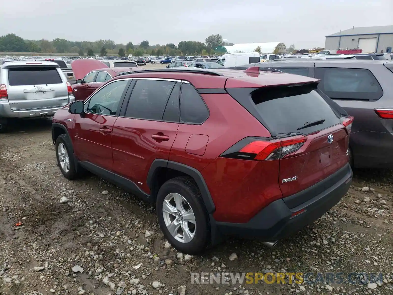 3 Photograph of a damaged car 2T3RWRFV4LW077936 TOYOTA RAV4 2020