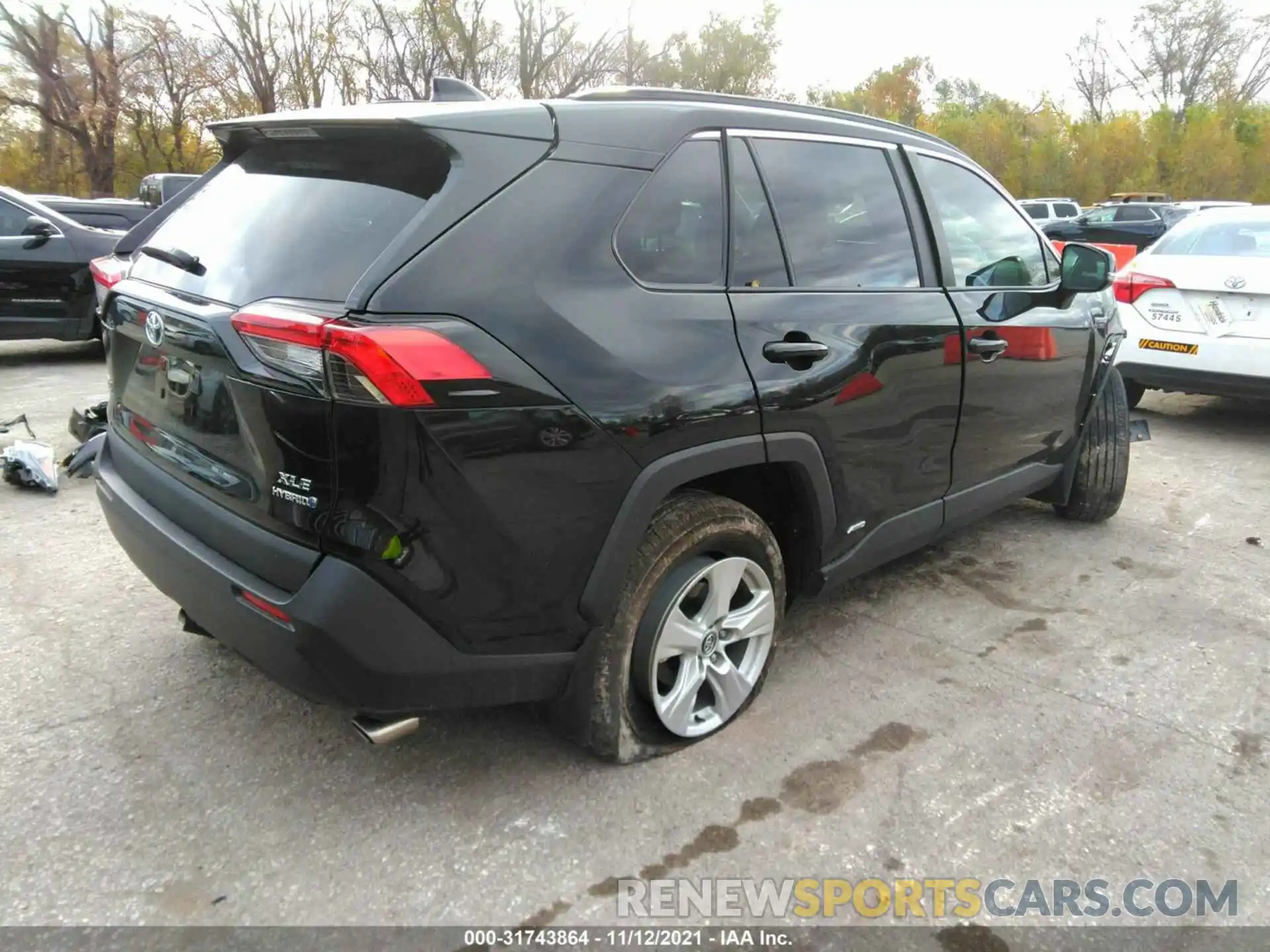 4 Photograph of a damaged car 2T3RWRFV4LW093084 TOYOTA RAV4 2020