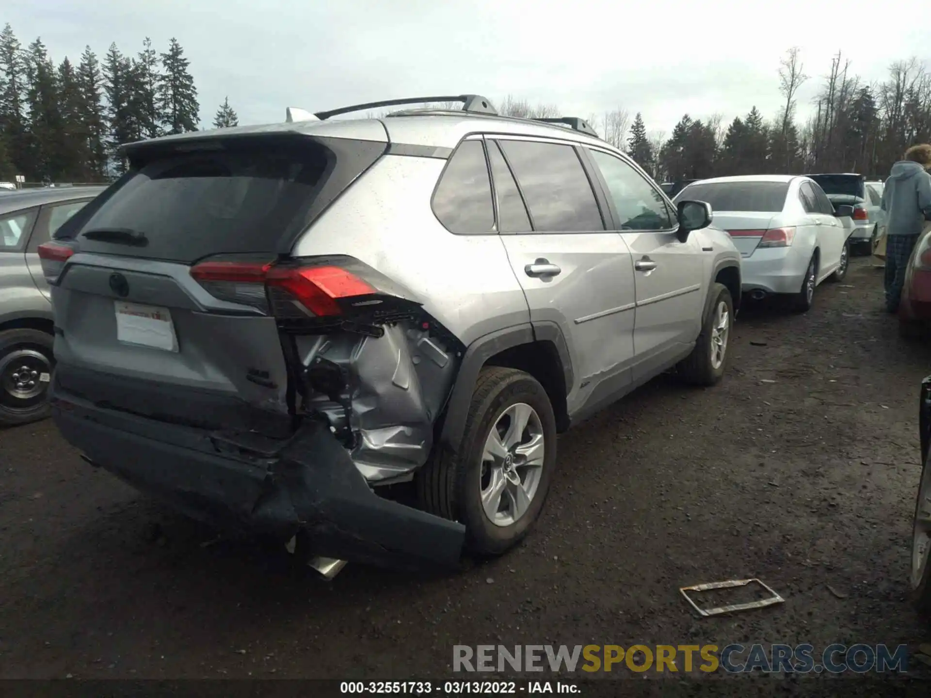 4 Фотография поврежденного автомобиля 2T3RWRFV4LW096485 TOYOTA RAV4 2020