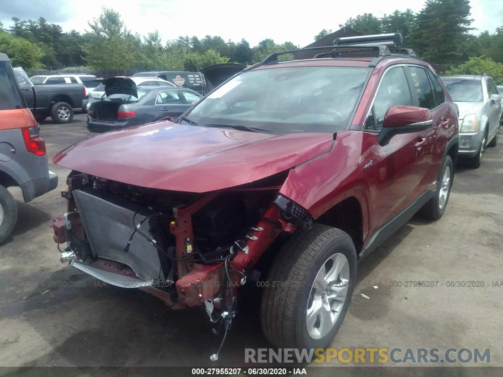 2 Photograph of a damaged car 2T3RWRFV5LW049823 TOYOTA RAV4 2020