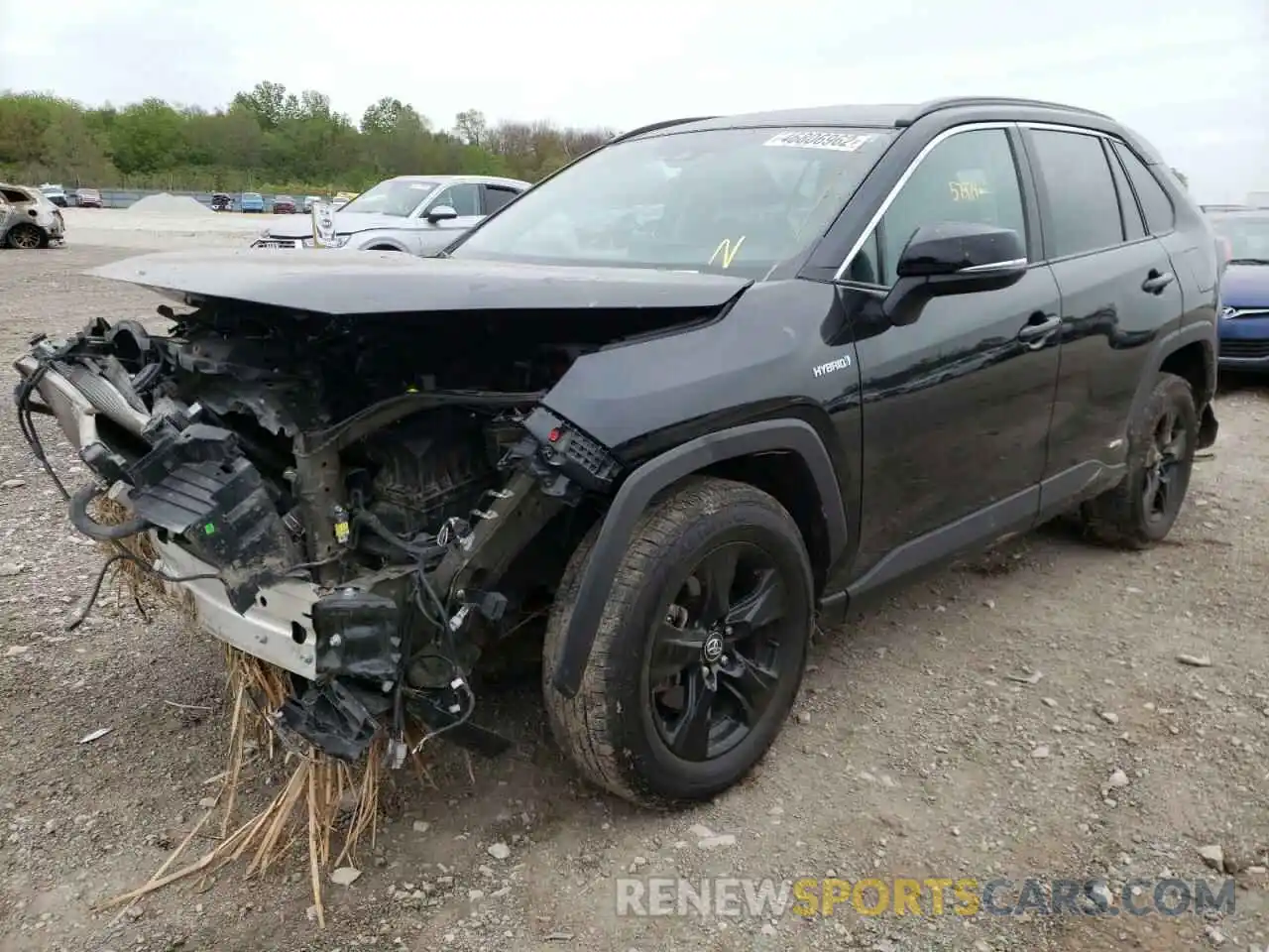 2 Photograph of a damaged car 2T3RWRFV5LW053371 TOYOTA RAV4 2020