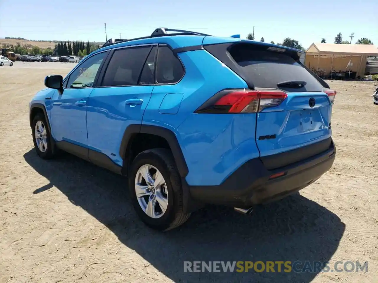 3 Photograph of a damaged car 2T3RWRFV5LW061857 TOYOTA RAV4 2020