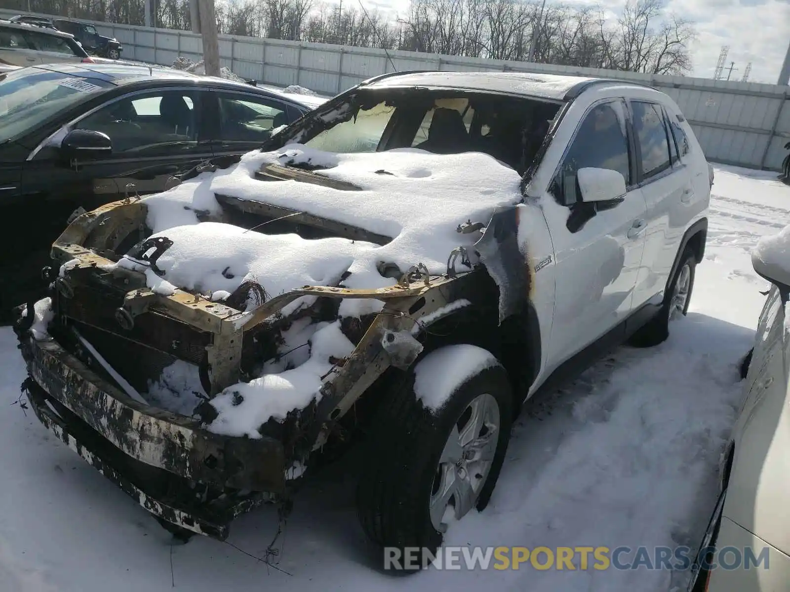 2 Photograph of a damaged car 2T3RWRFV5LW081719 TOYOTA RAV4 2020