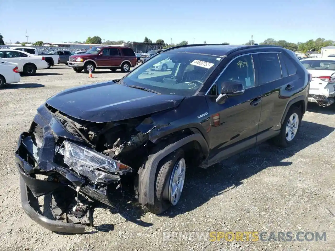 2 Photograph of a damaged car 2T3RWRFV5LW082210 TOYOTA RAV4 2020