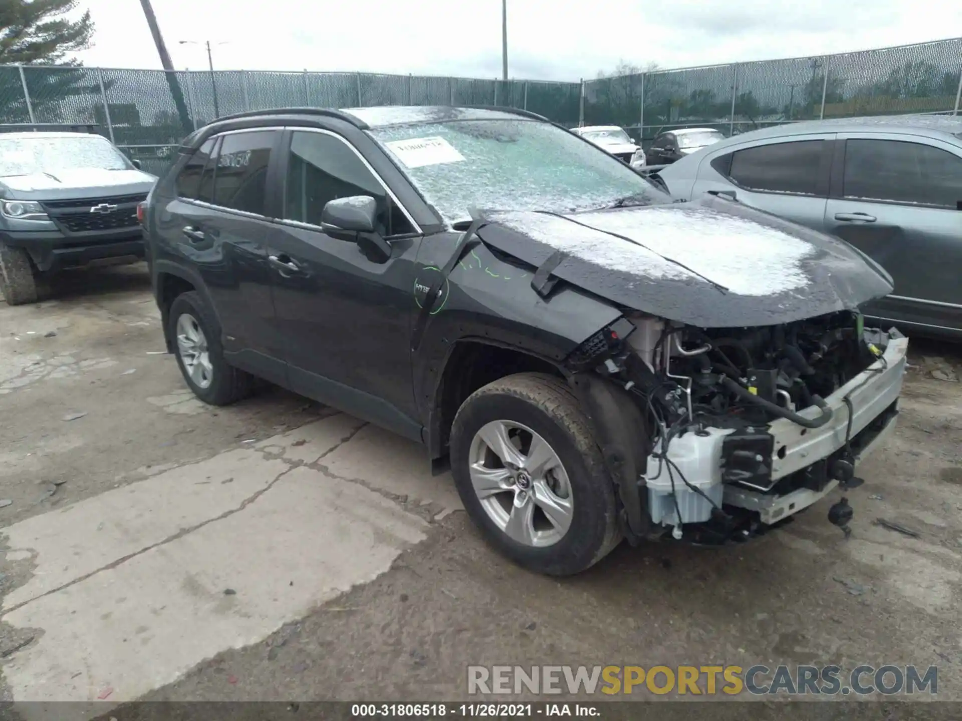 1 Photograph of a damaged car 2T3RWRFV5LW084006 TOYOTA RAV4 2020