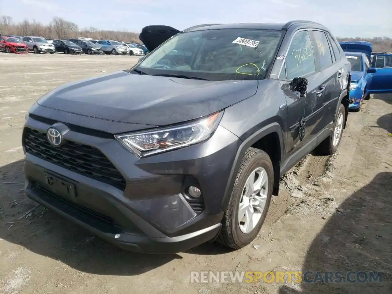 2 Photograph of a damaged car 2T3RWRFV6LW060104 TOYOTA RAV4 2020