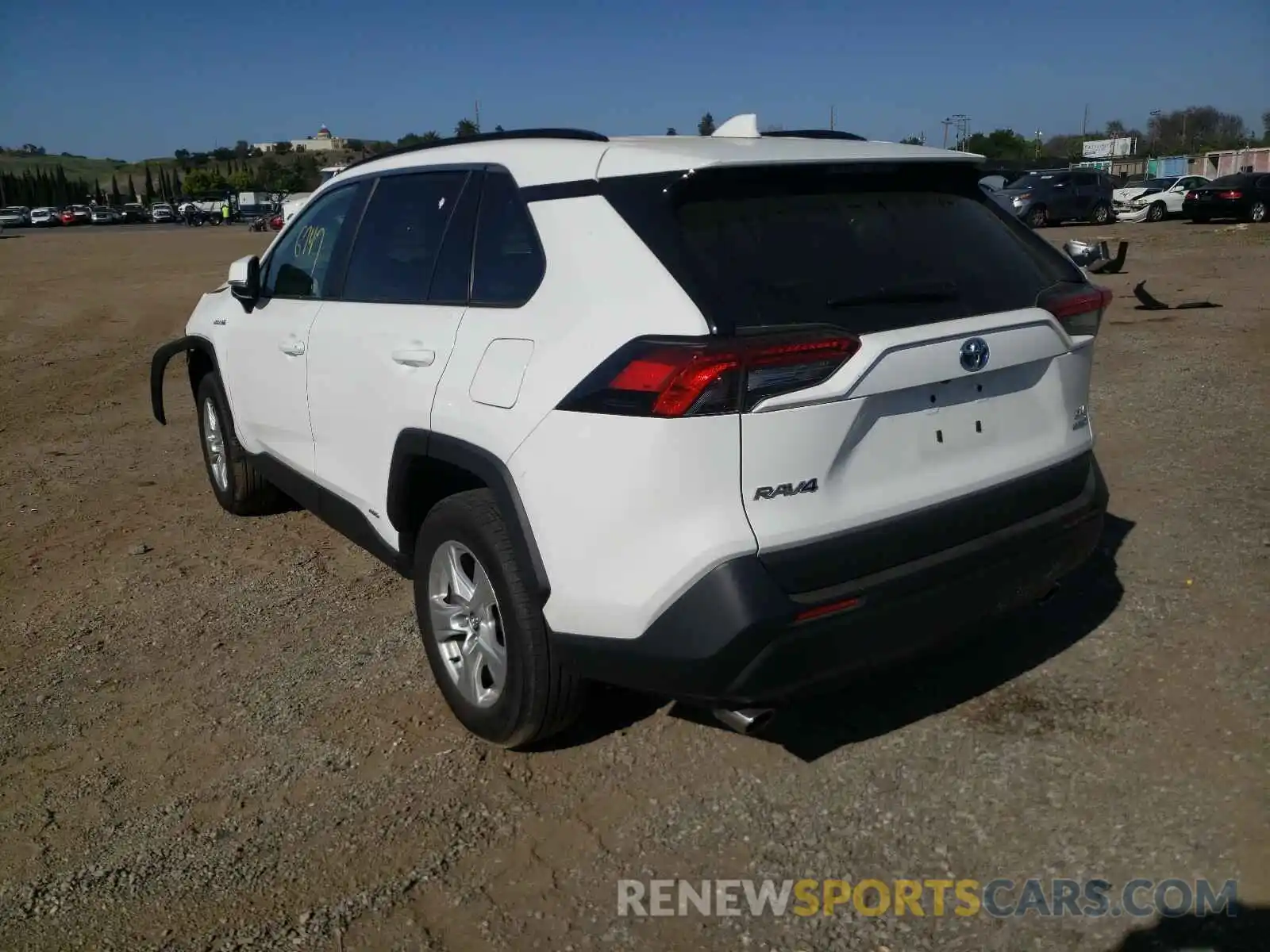 3 Photograph of a damaged car 2T3RWRFV6LW074214 TOYOTA RAV4 2020