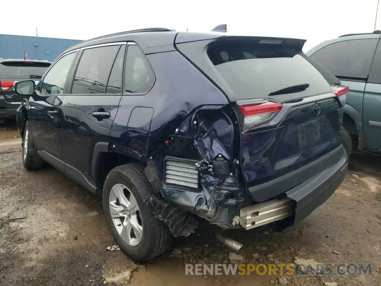 3 Photograph of a damaged car 2T3RWRFV6LW074908 TOYOTA RAV4 2020