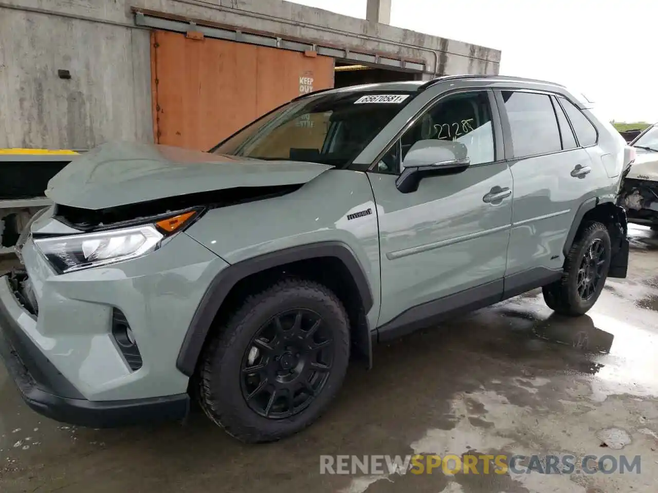 2 Photograph of a damaged car 2T3RWRFV6LW086850 TOYOTA RAV4 2020