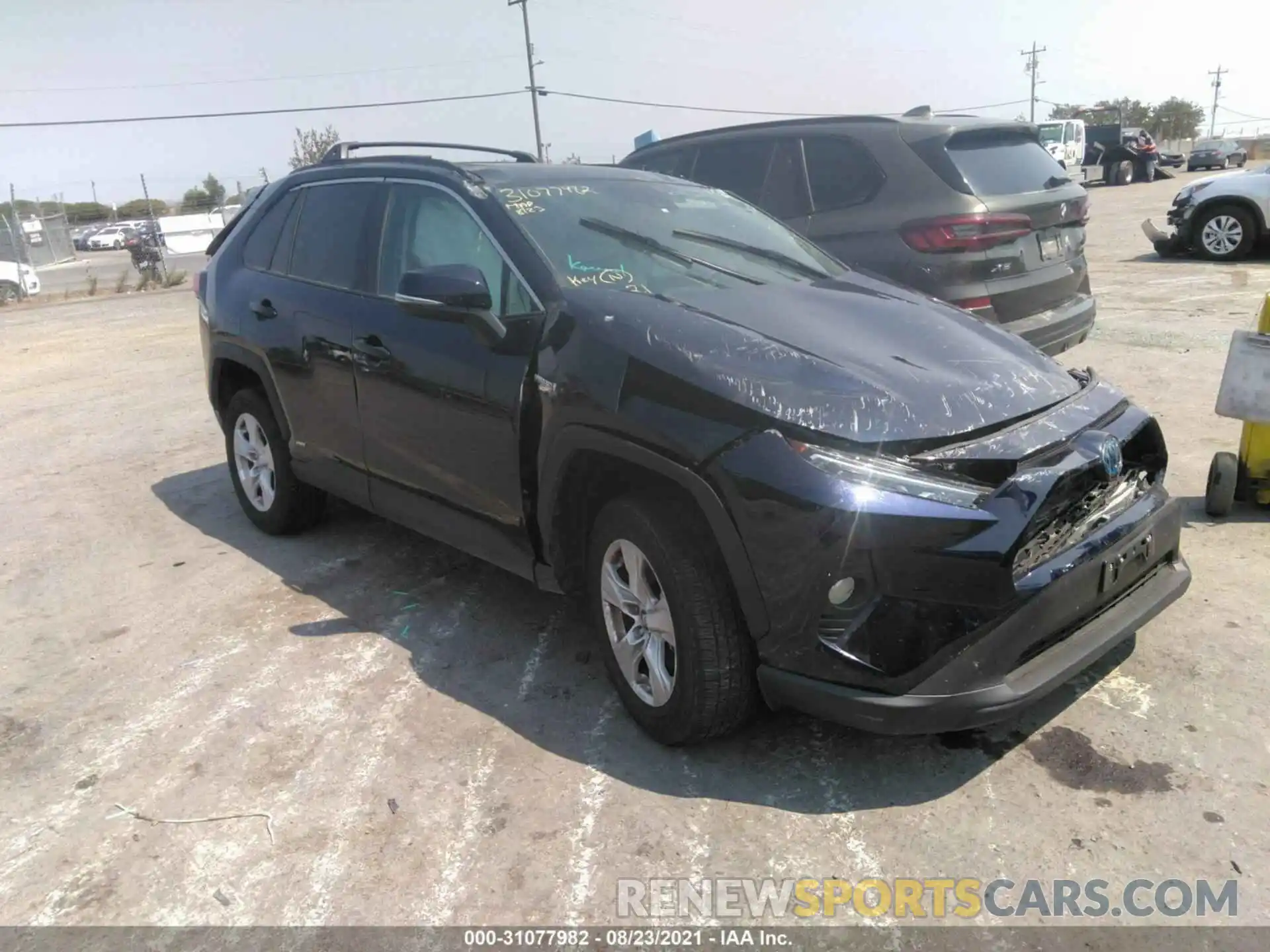 1 Photograph of a damaged car 2T3RWRFV7LW055218 TOYOTA RAV4 2020