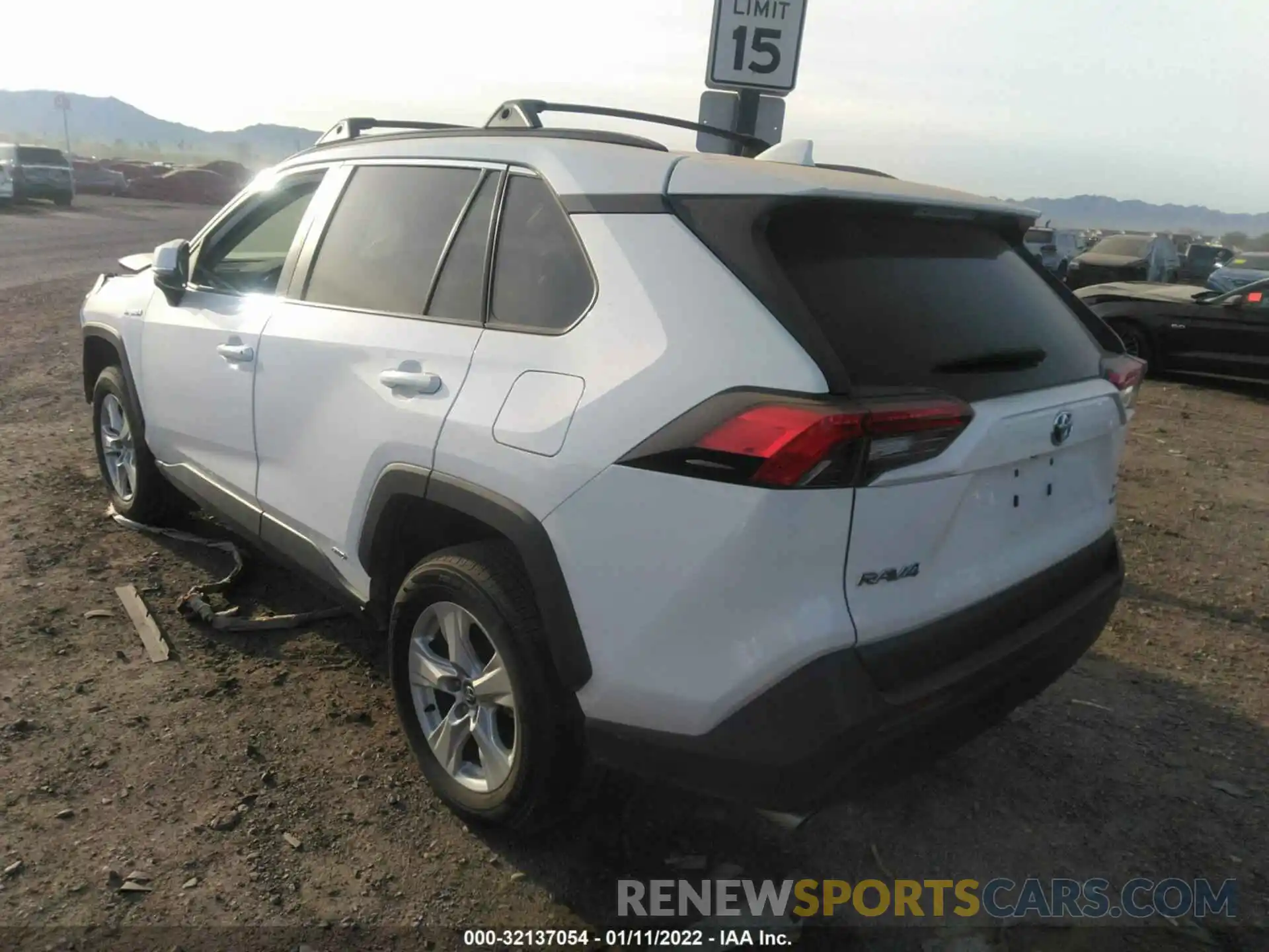 3 Photograph of a damaged car 2T3RWRFV7LW056174 TOYOTA RAV4 2020