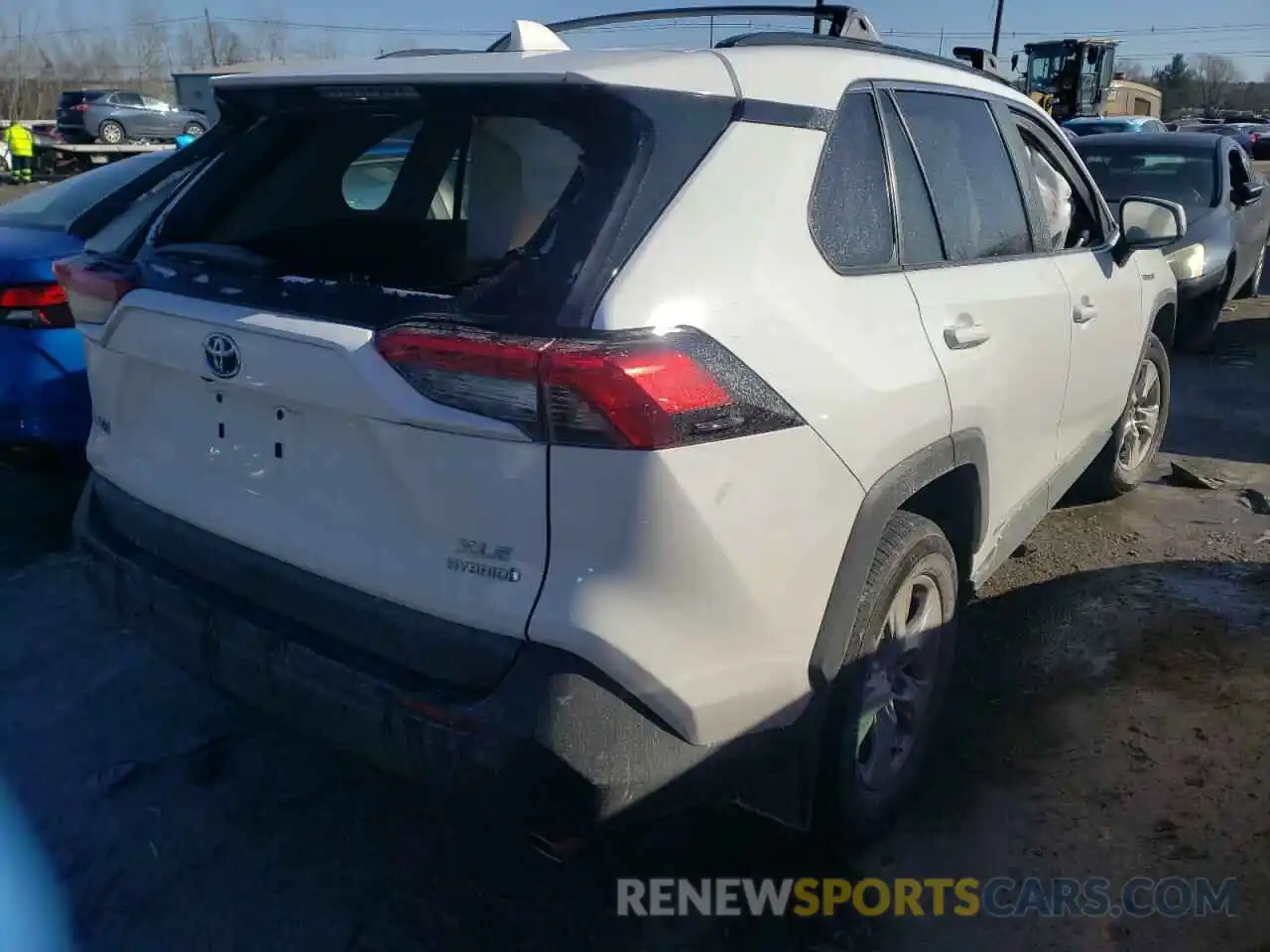 4 Photograph of a damaged car 2T3RWRFV7LW063187 TOYOTA RAV4 2020