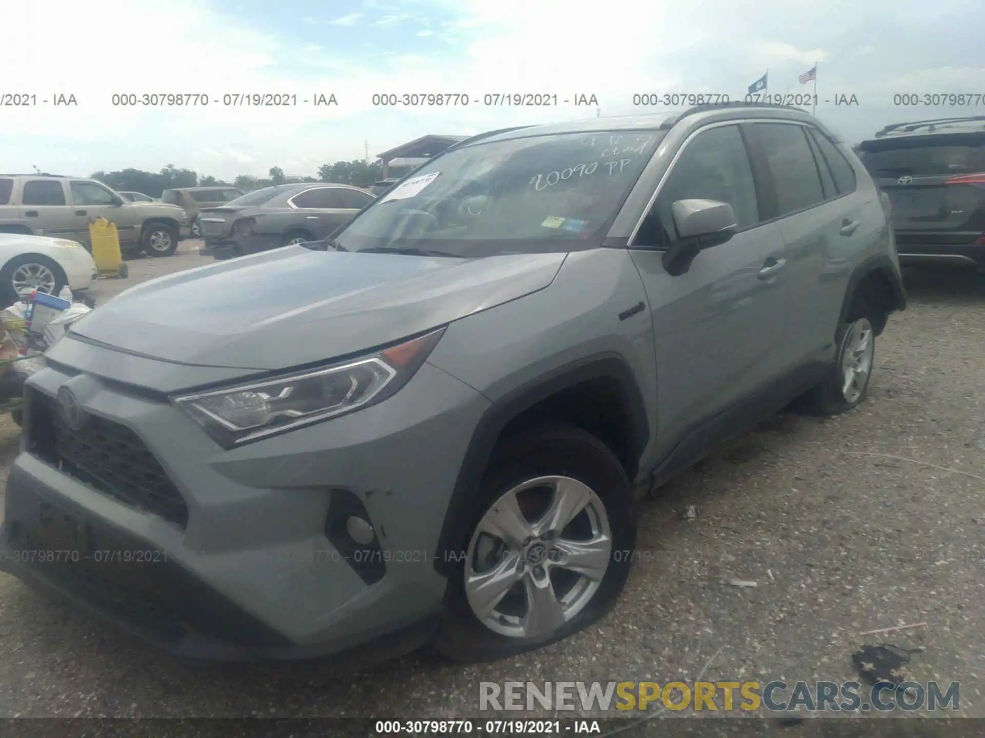 2 Photograph of a damaged car 2T3RWRFV7LW067188 TOYOTA RAV4 2020