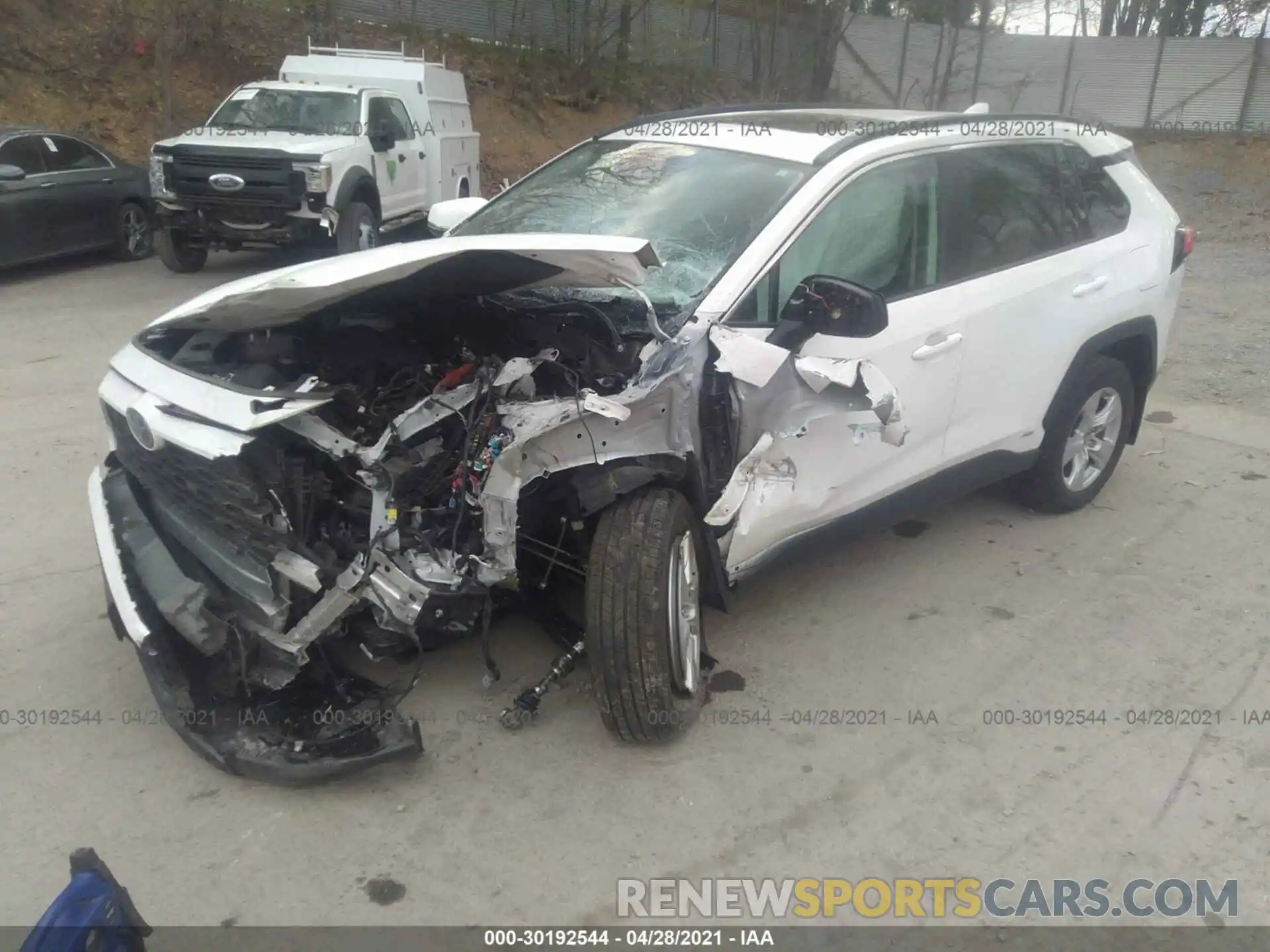 2 Photograph of a damaged car 2T3RWRFV7LW069376 TOYOTA RAV4 2020