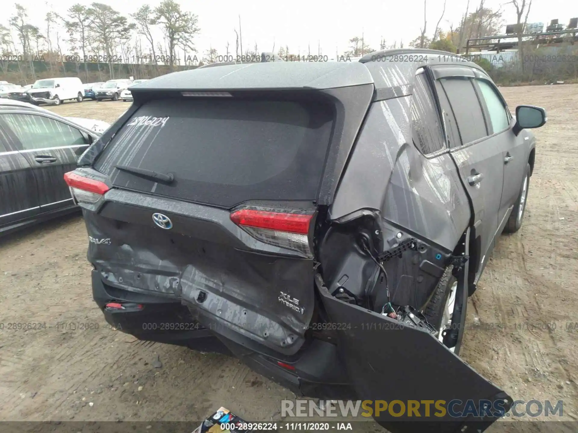 6 Photograph of a damaged car 2T3RWRFV7LW081866 TOYOTA RAV4 2020