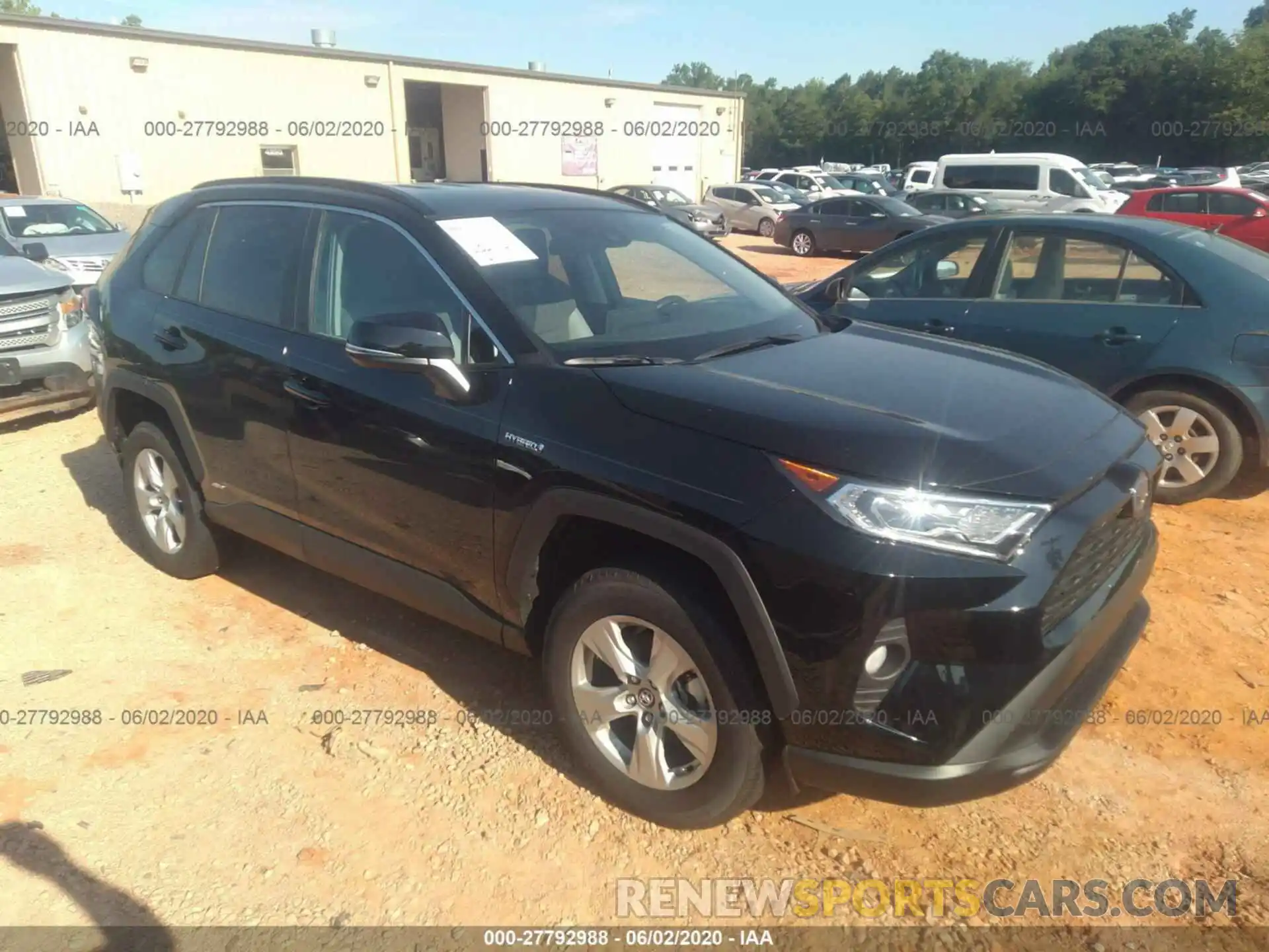 1 Photograph of a damaged car 2T3RWRFV7LW085142 TOYOTA RAV4 2020