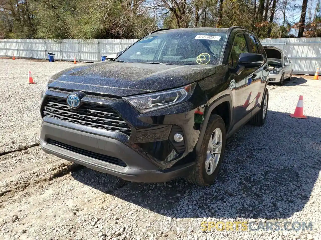 2 Photograph of a damaged car 2T3RWRFV7LW090597 TOYOTA RAV4 2020