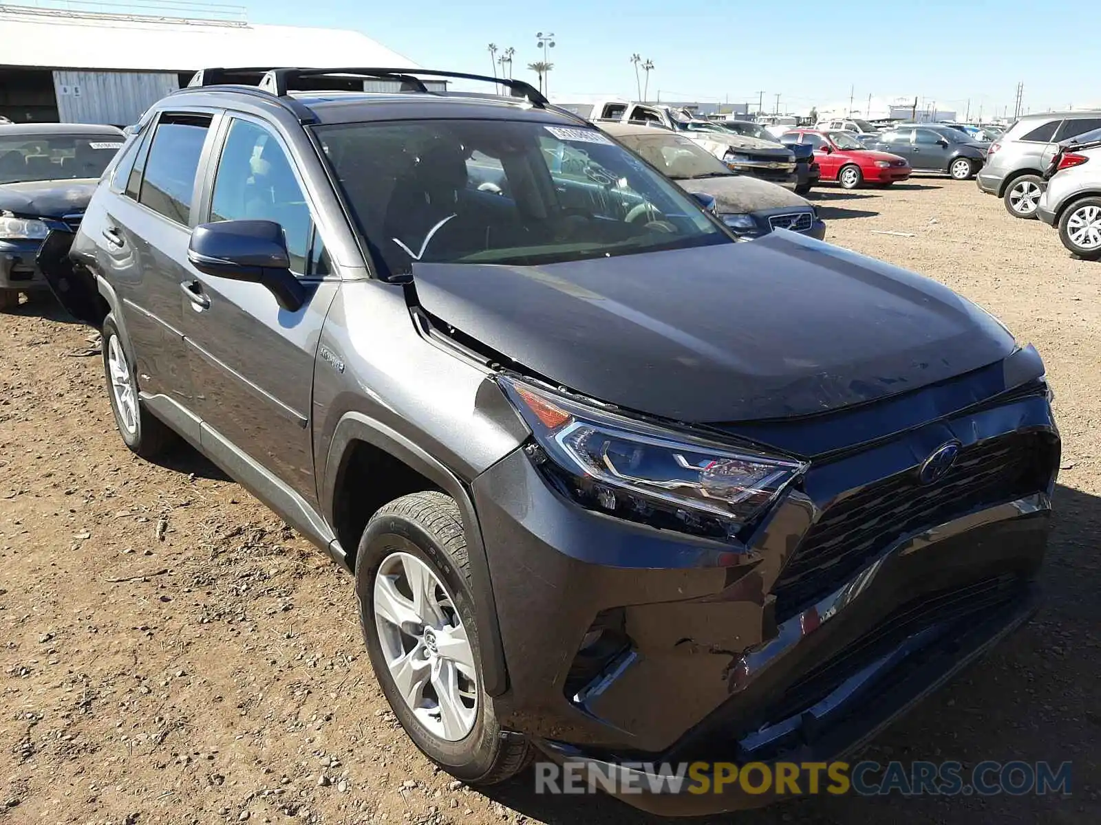 1 Photograph of a damaged car 2T3RWRFV7LW093046 TOYOTA RAV4 2020