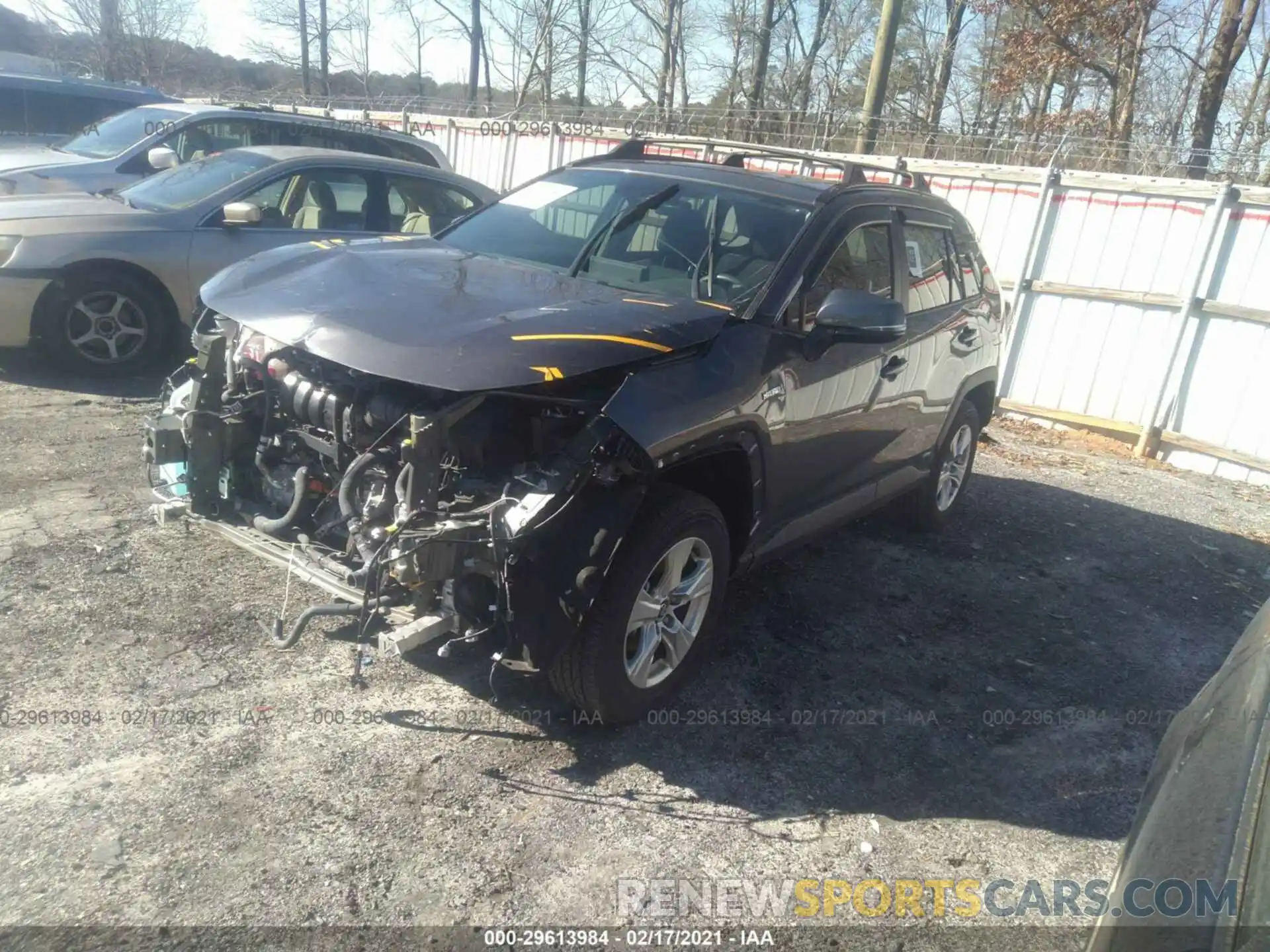 2 Photograph of a damaged car 2T3RWRFV8LW060606 TOYOTA RAV4 2020