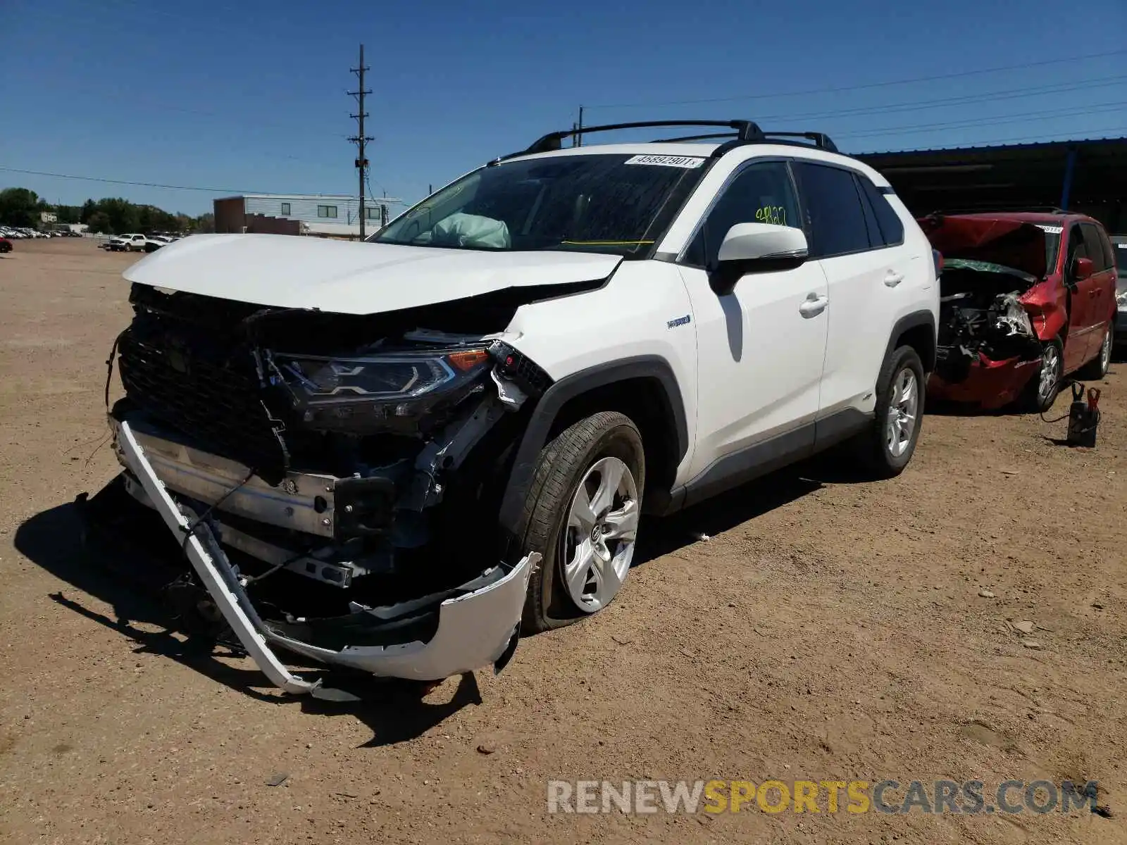 2 Photograph of a damaged car 2T3RWRFV8LW061660 TOYOTA RAV4 2020