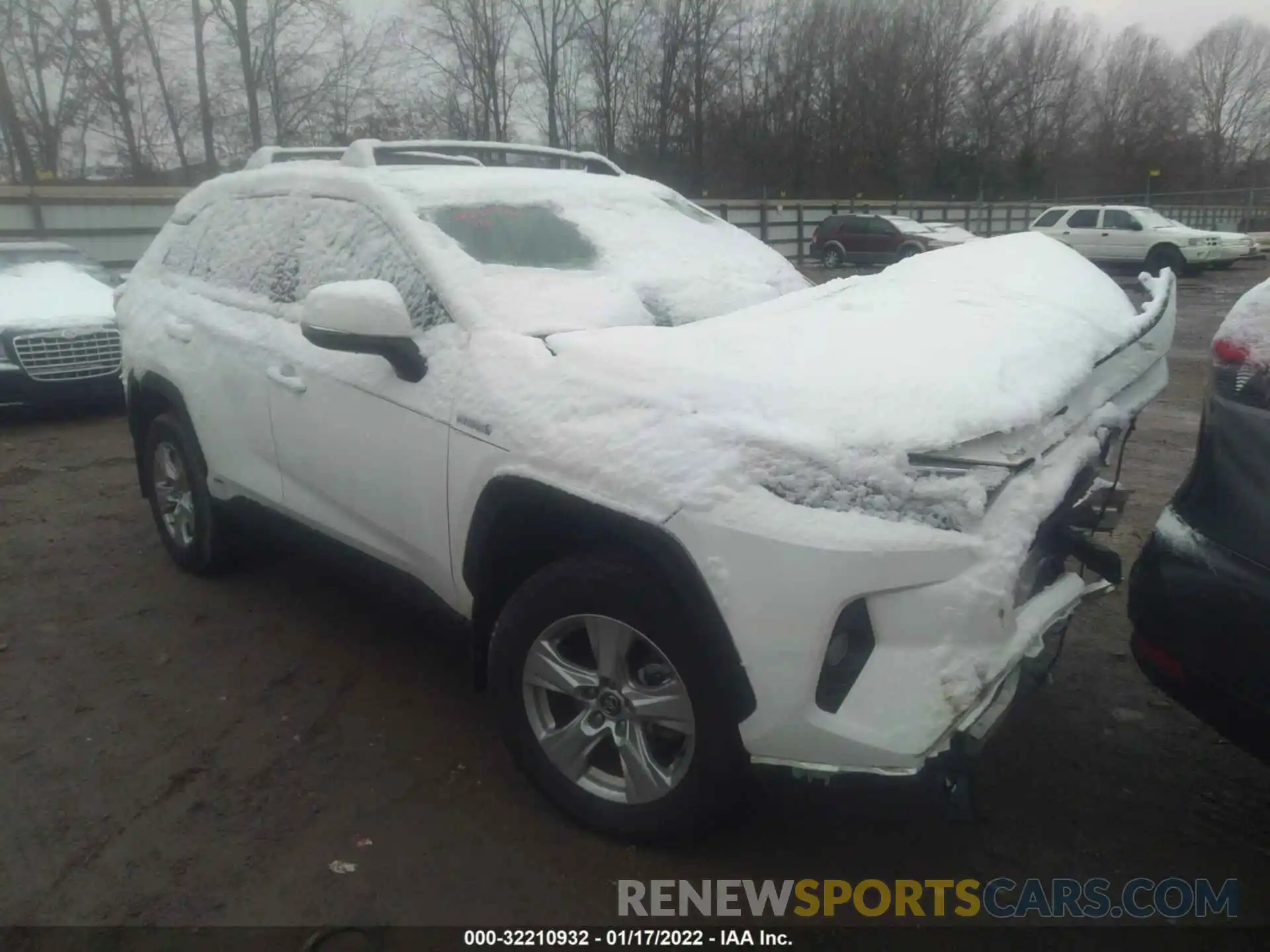 1 Photograph of a damaged car 2T3RWRFV8LW072223 TOYOTA RAV4 2020