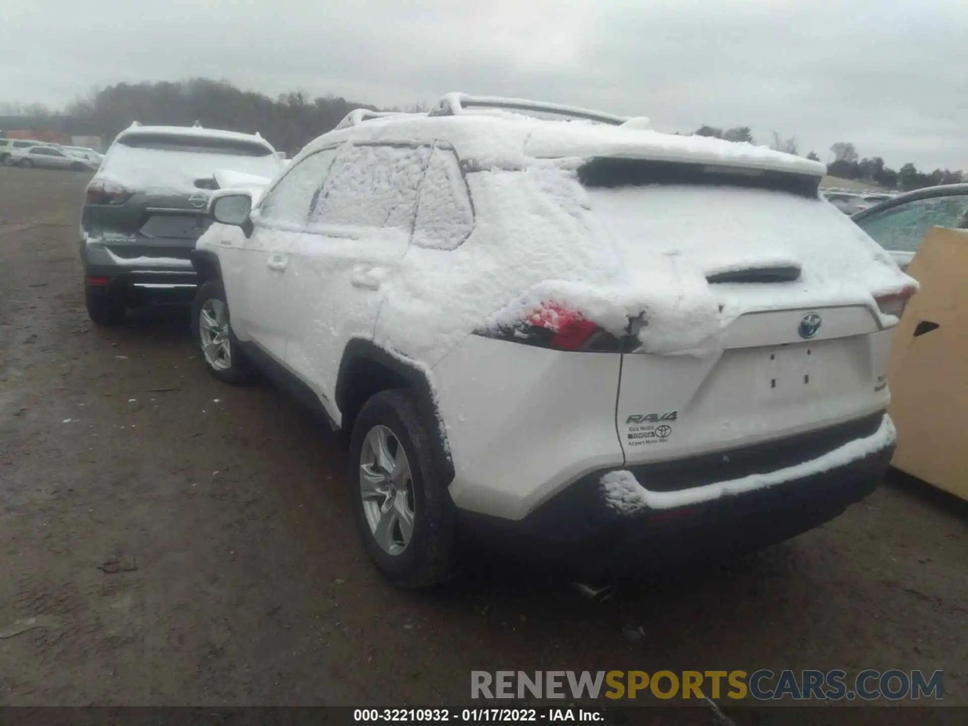 3 Фотография поврежденного автомобиля 2T3RWRFV8LW072223 TOYOTA RAV4 2020