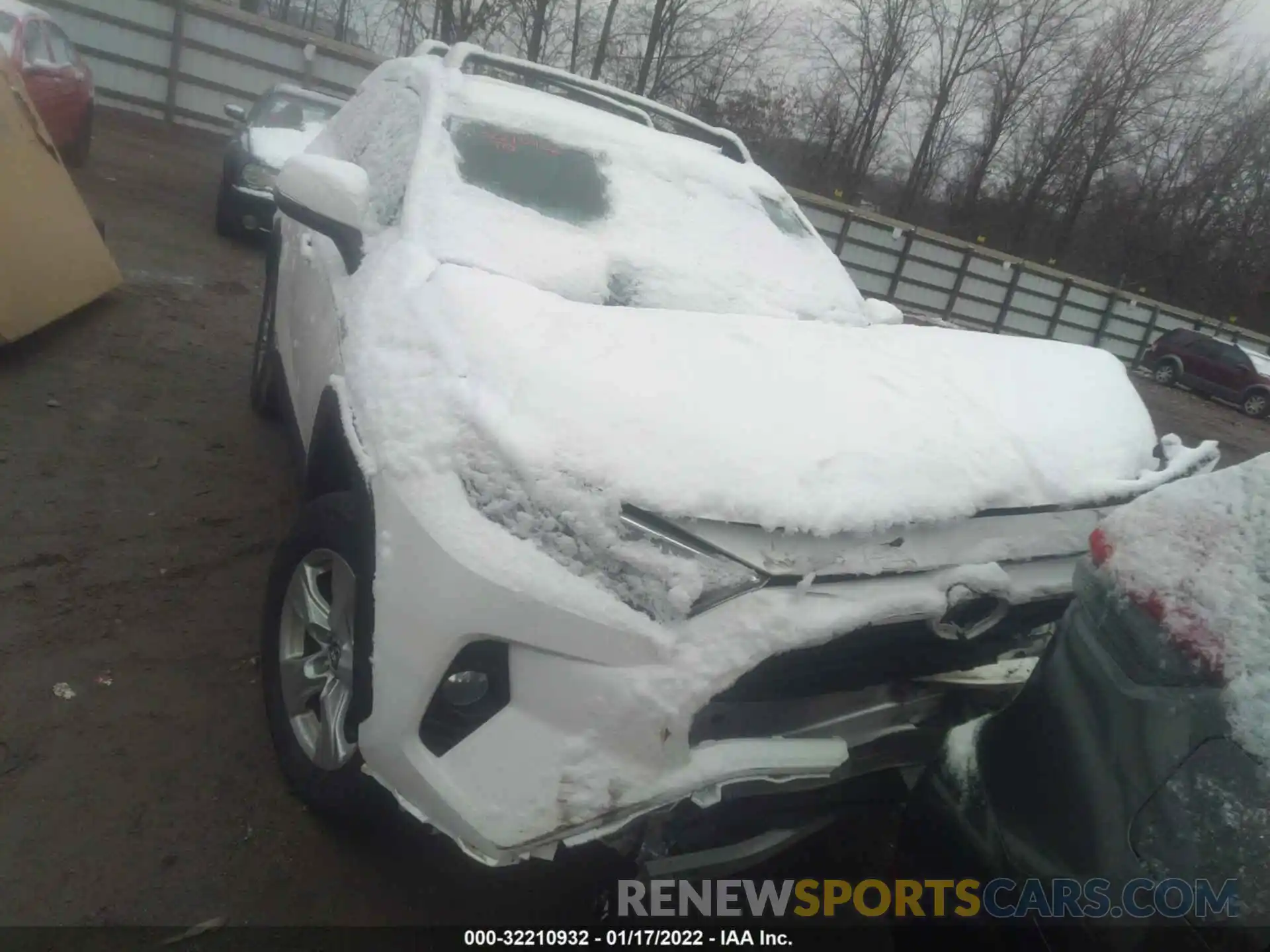 6 Photograph of a damaged car 2T3RWRFV8LW072223 TOYOTA RAV4 2020