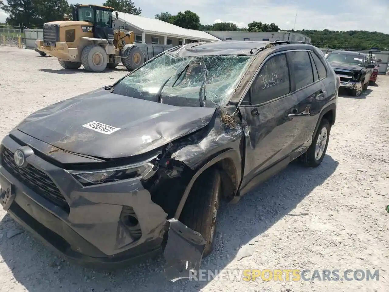 2 Photograph of a damaged car 2T3RWRFV8LW074151 TOYOTA RAV4 2020