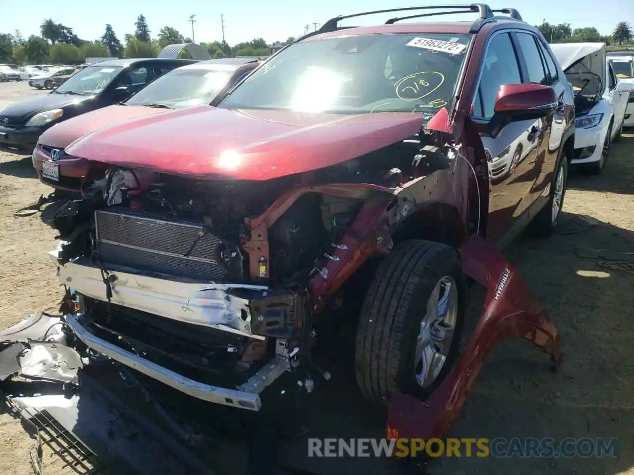 2 Photograph of a damaged car 2T3RWRFV8LW075039 TOYOTA RAV4 2020