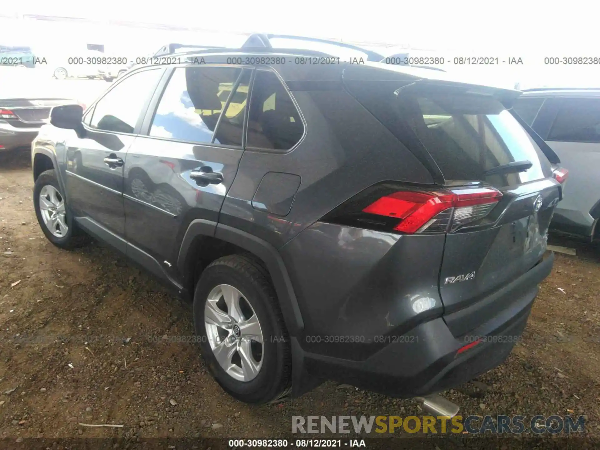 3 Фотография поврежденного автомобиля 2T3RWRFV8LW091693 TOYOTA RAV4 2020