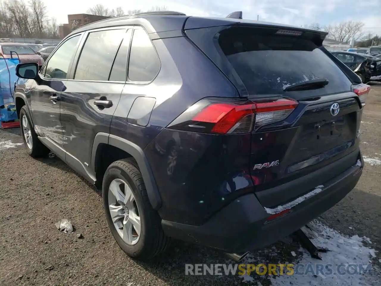 3 Photograph of a damaged car 2T3RWRFV8LW094660 TOYOTA RAV4 2020