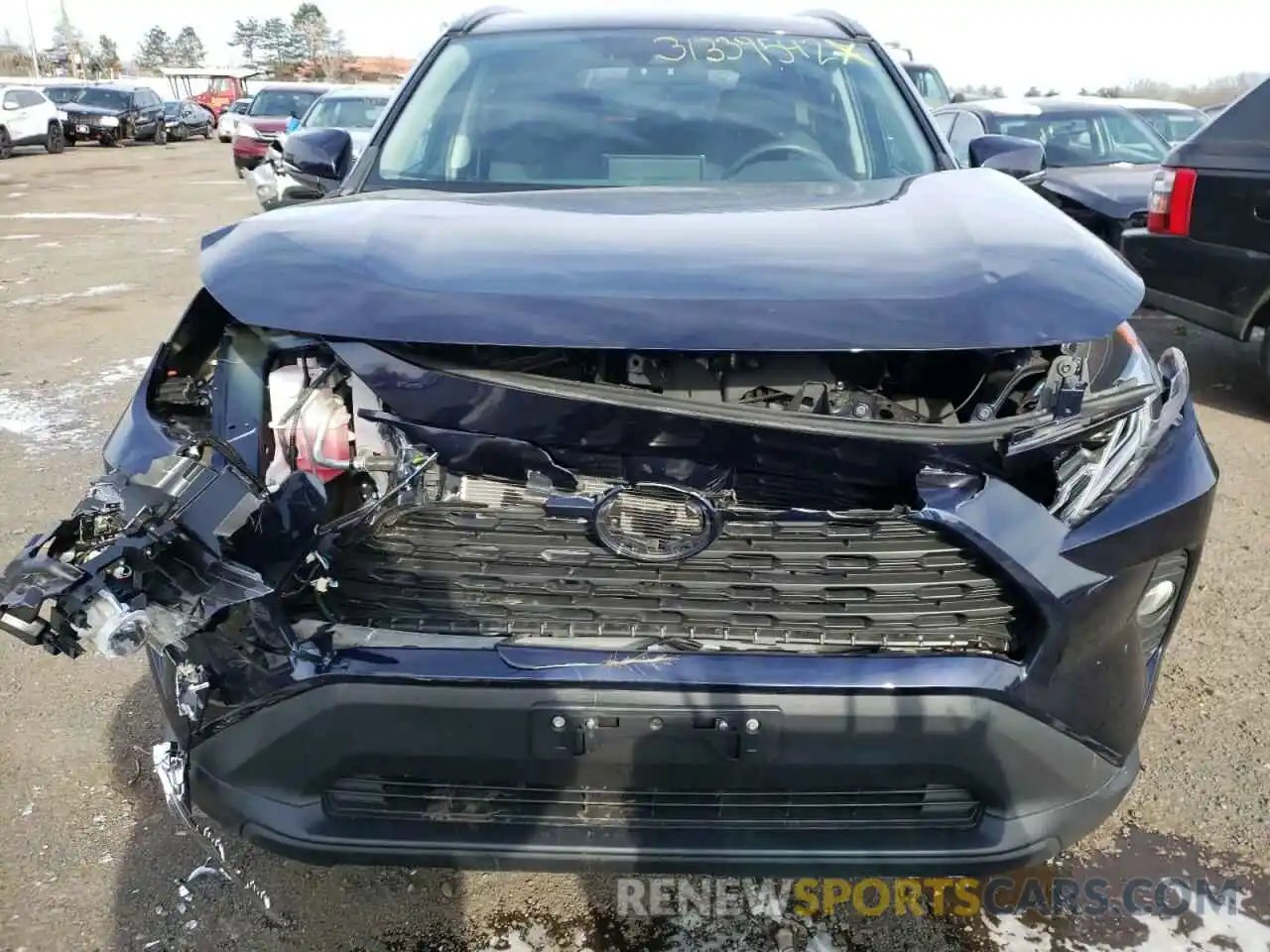 9 Photograph of a damaged car 2T3RWRFV8LW094660 TOYOTA RAV4 2020