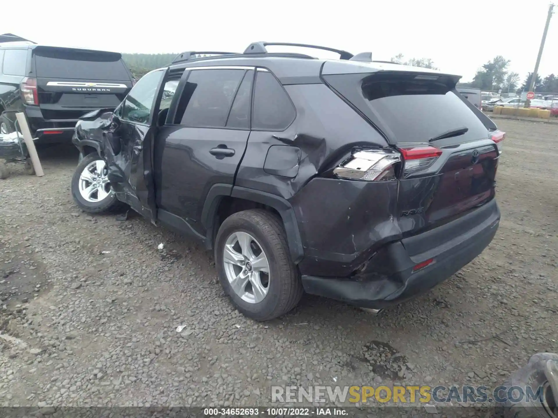 3 Photograph of a damaged car 2T3RWRFV8LW094867 TOYOTA RAV4 2020