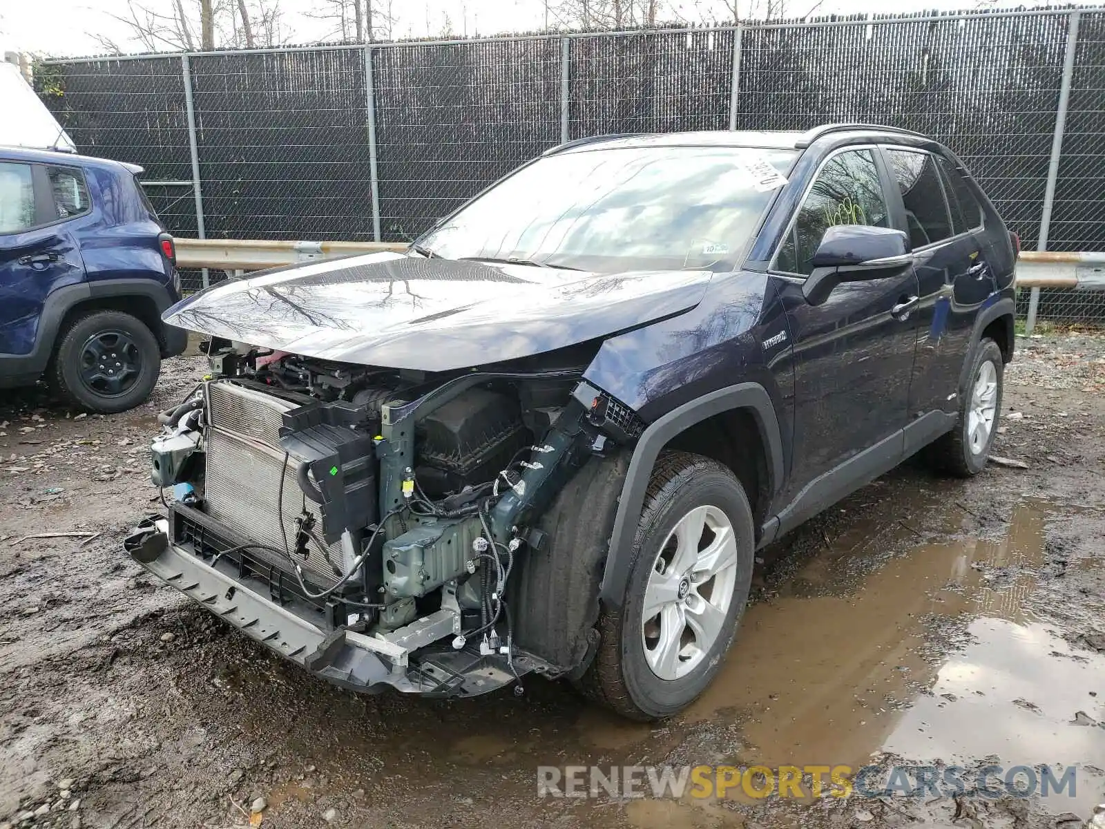 2 Photograph of a damaged car 2T3RWRFV9LW048853 TOYOTA RAV4 2020