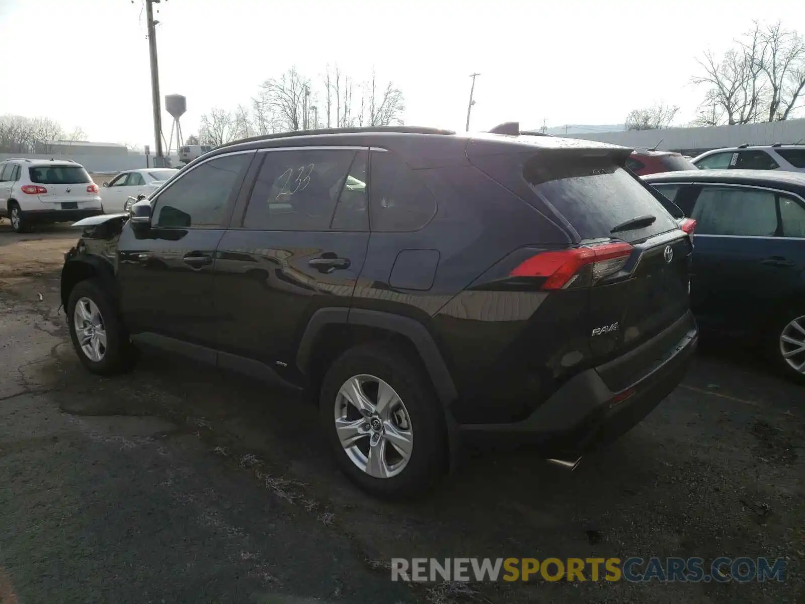 3 Photograph of a damaged car 2T3RWRFV9LW064874 TOYOTA RAV4 2020