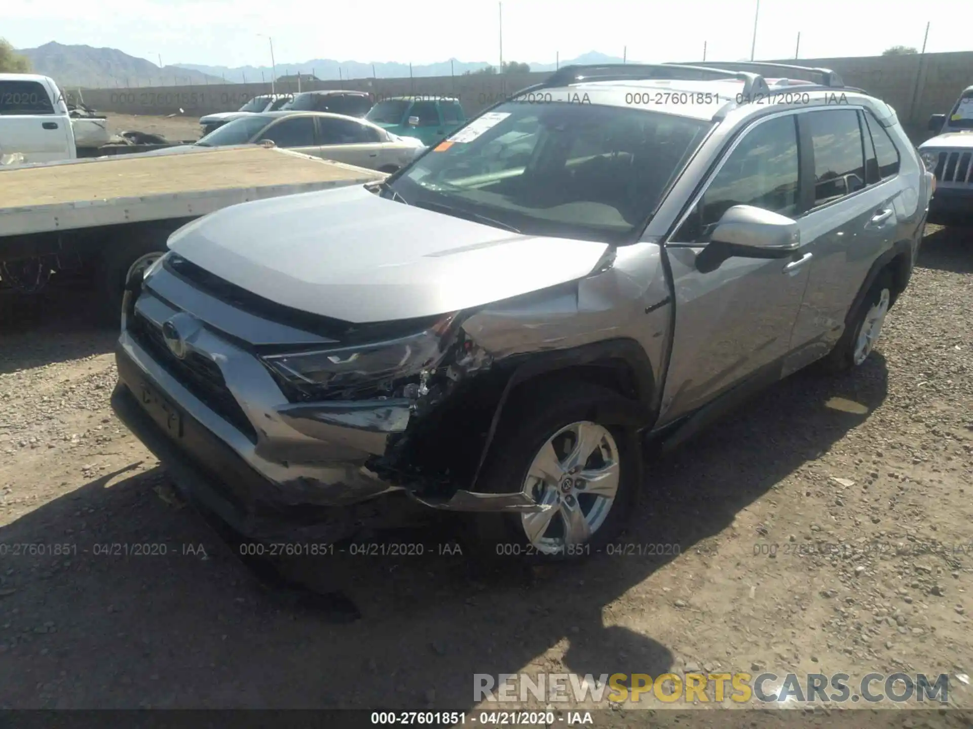 2 Photograph of a damaged car 2T3RWRFV9LW072151 TOYOTA RAV4 2020