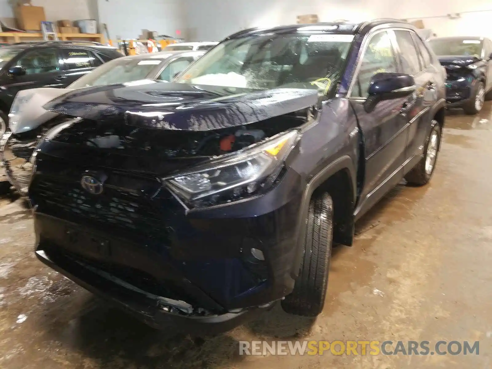 2 Photograph of a damaged car 2T3RWRFV9LW074322 TOYOTA RAV4 2020