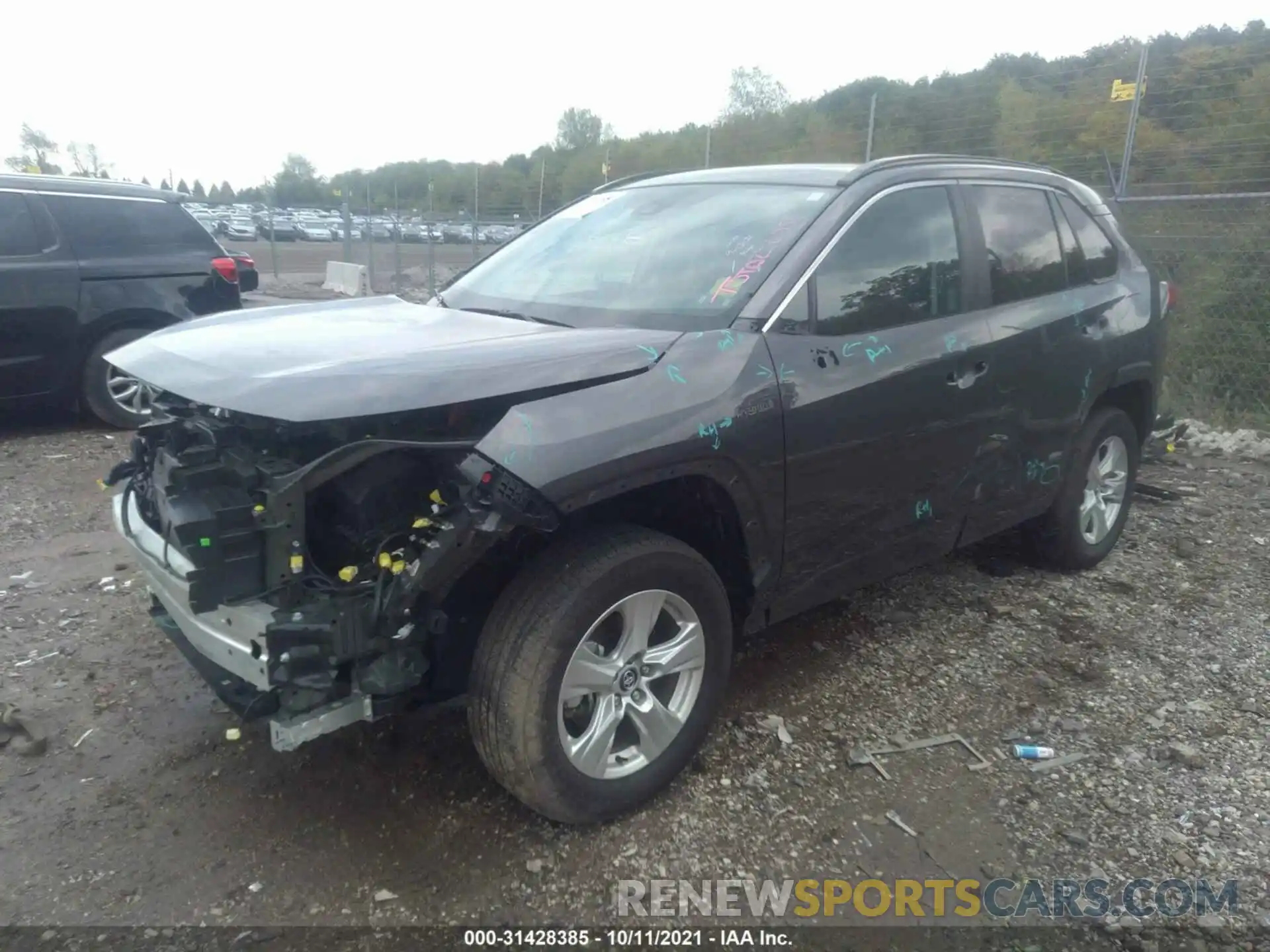 2 Фотография поврежденного автомобиля 2T3RWRFV9LW079200 TOYOTA RAV4 2020