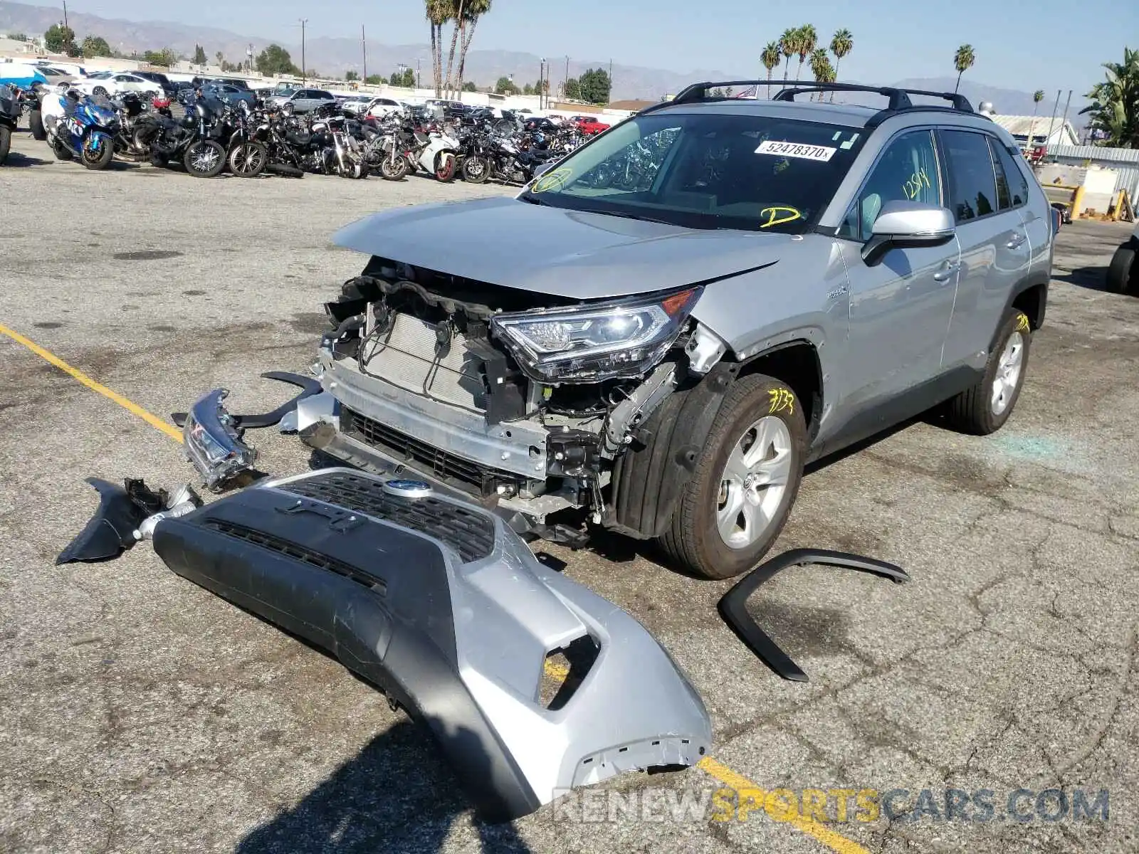 2 Photograph of a damaged car 2T3RWRFV9LW080024 TOYOTA RAV4 2020