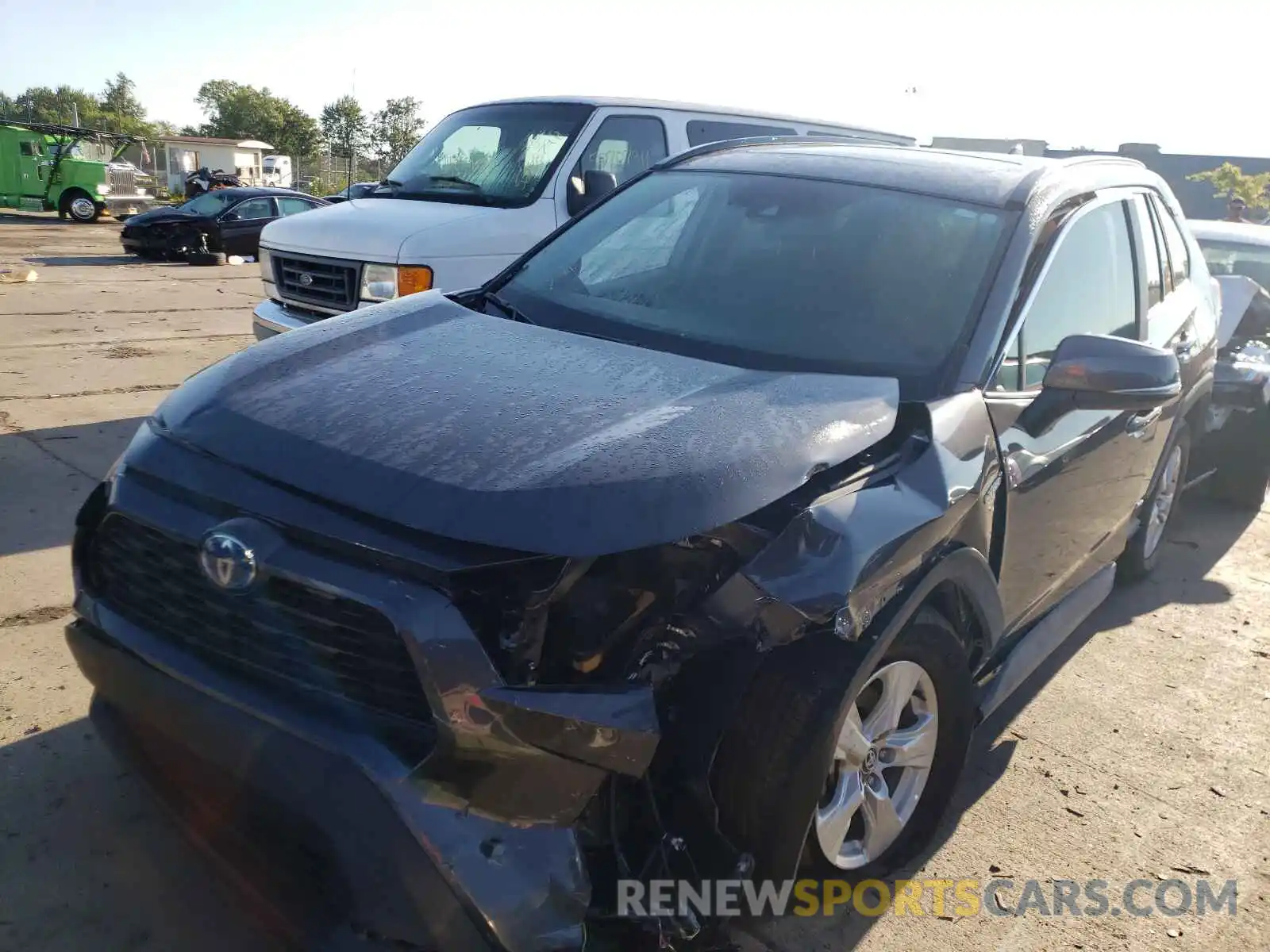 2 Photograph of a damaged car 2T3RWRFV9LW090326 TOYOTA RAV4 2020